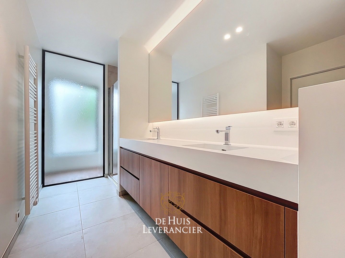 Vernieuwbouwde BEN Loft-villa te huur in Kontich foto 12