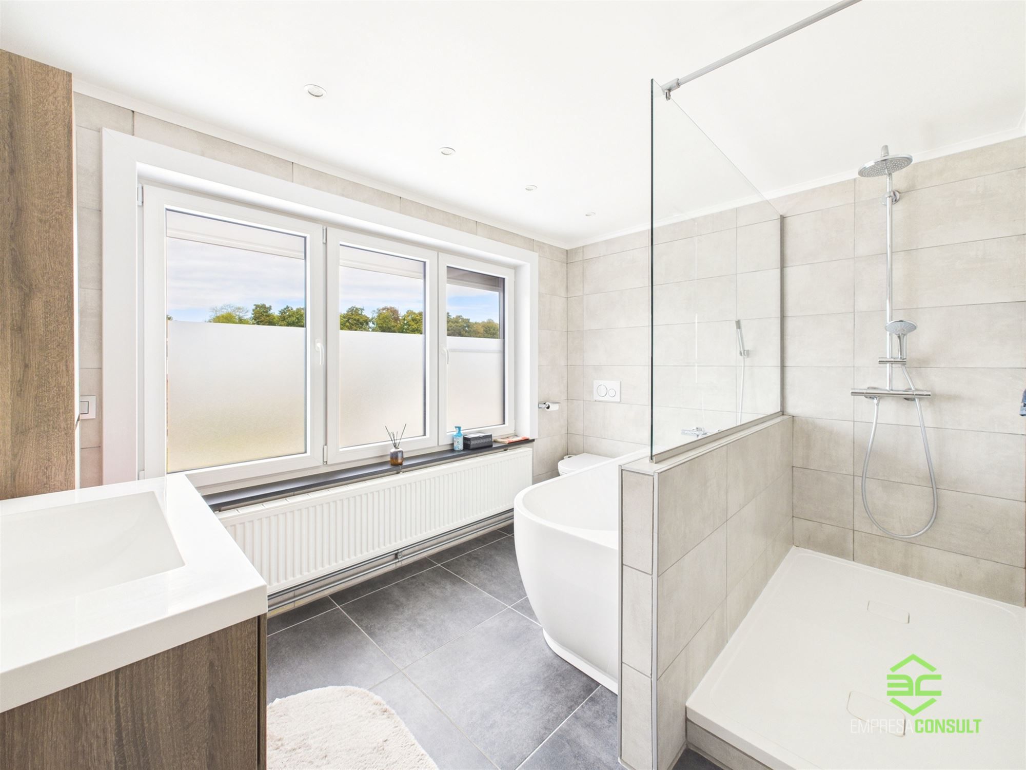 Instapklare woning met 3 slpk op een topligging! foto 23