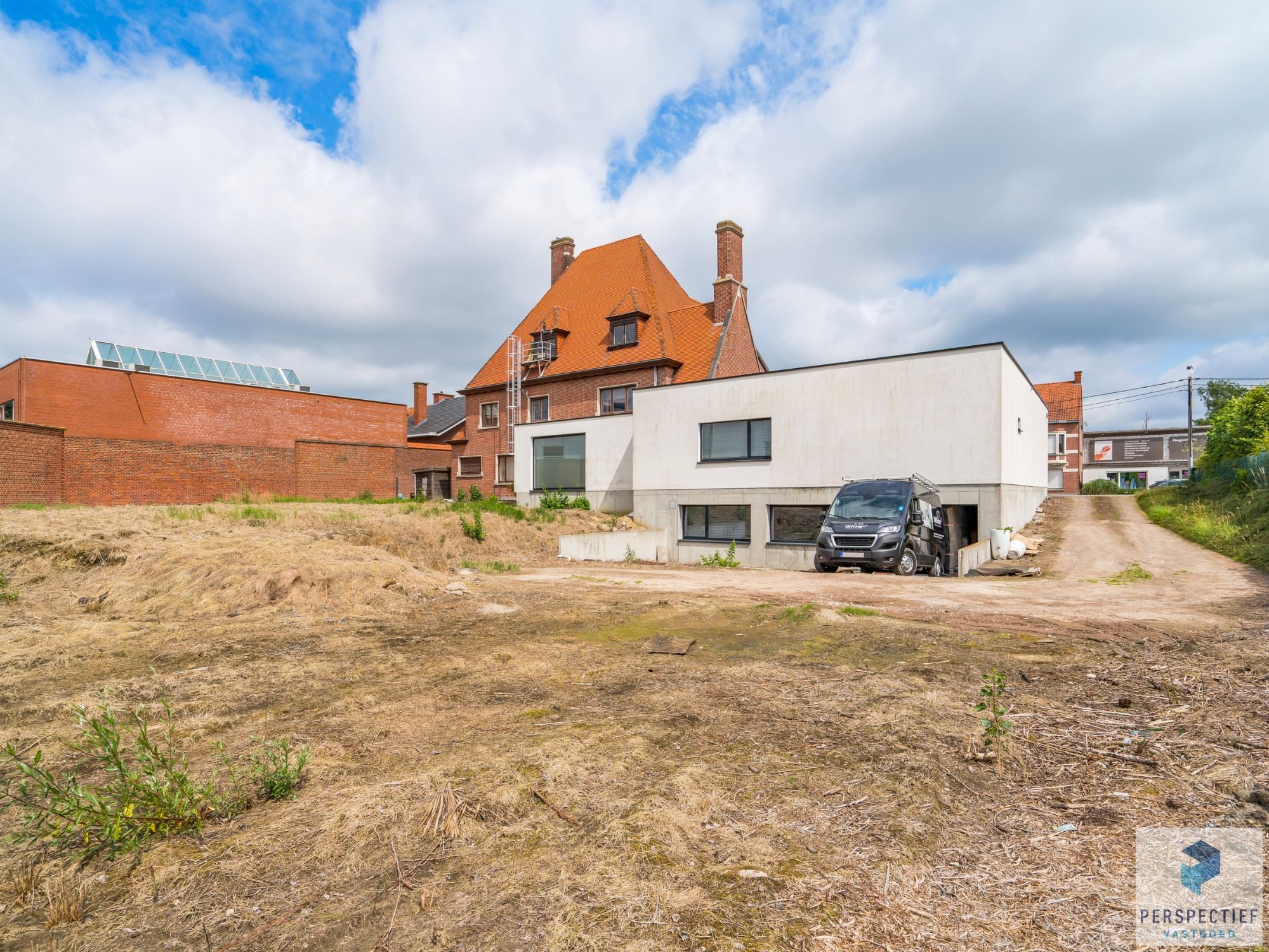 2 handelsruimtes + appartement met mogelijkheden op een strategische ligging te Roeselare foto 35