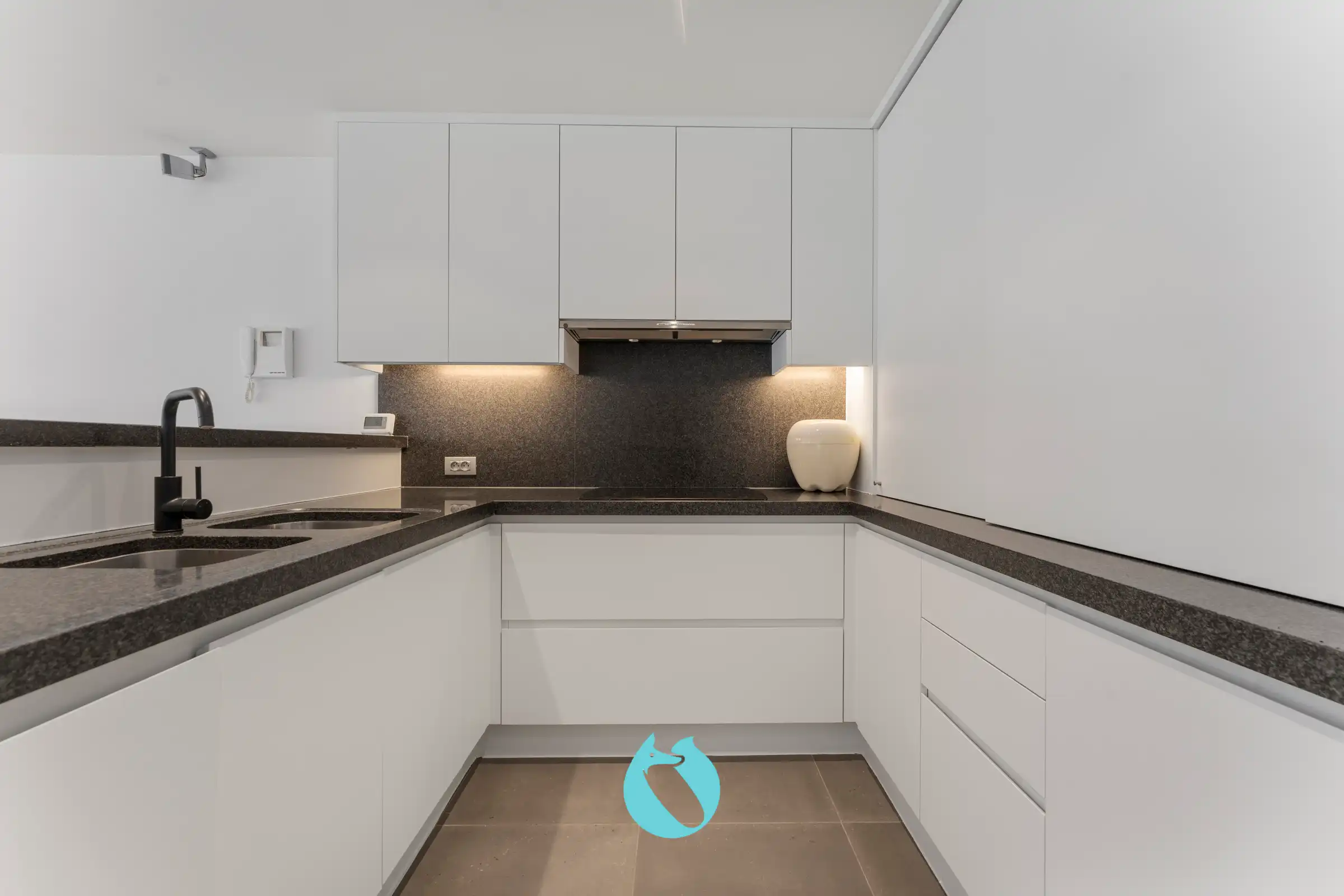 Stijlvol gemeubeld appartement op de Lippenslaan te Knokke foto 5