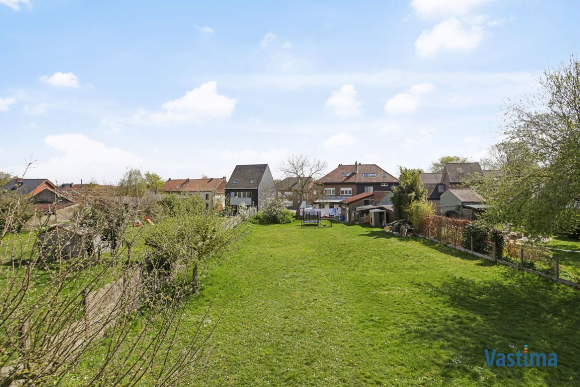 Bouwgrond voor halfopen bebouwing nabij dorpskern Mollem foto 2