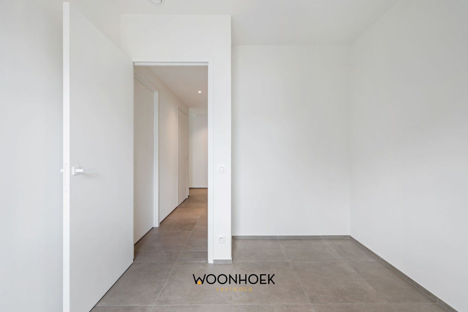 Luxueus 3-slpk nieuwbouwappartement OEVERPARK te Lokeren foto 23