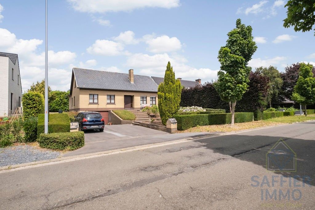 Stijlvolle villa met opslag op toplocatie in Sint-Eloois-Vijve foto 2