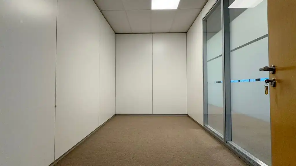 Kantoren met zicht op Schelde te huur in The Office 03 te Gent foto 9