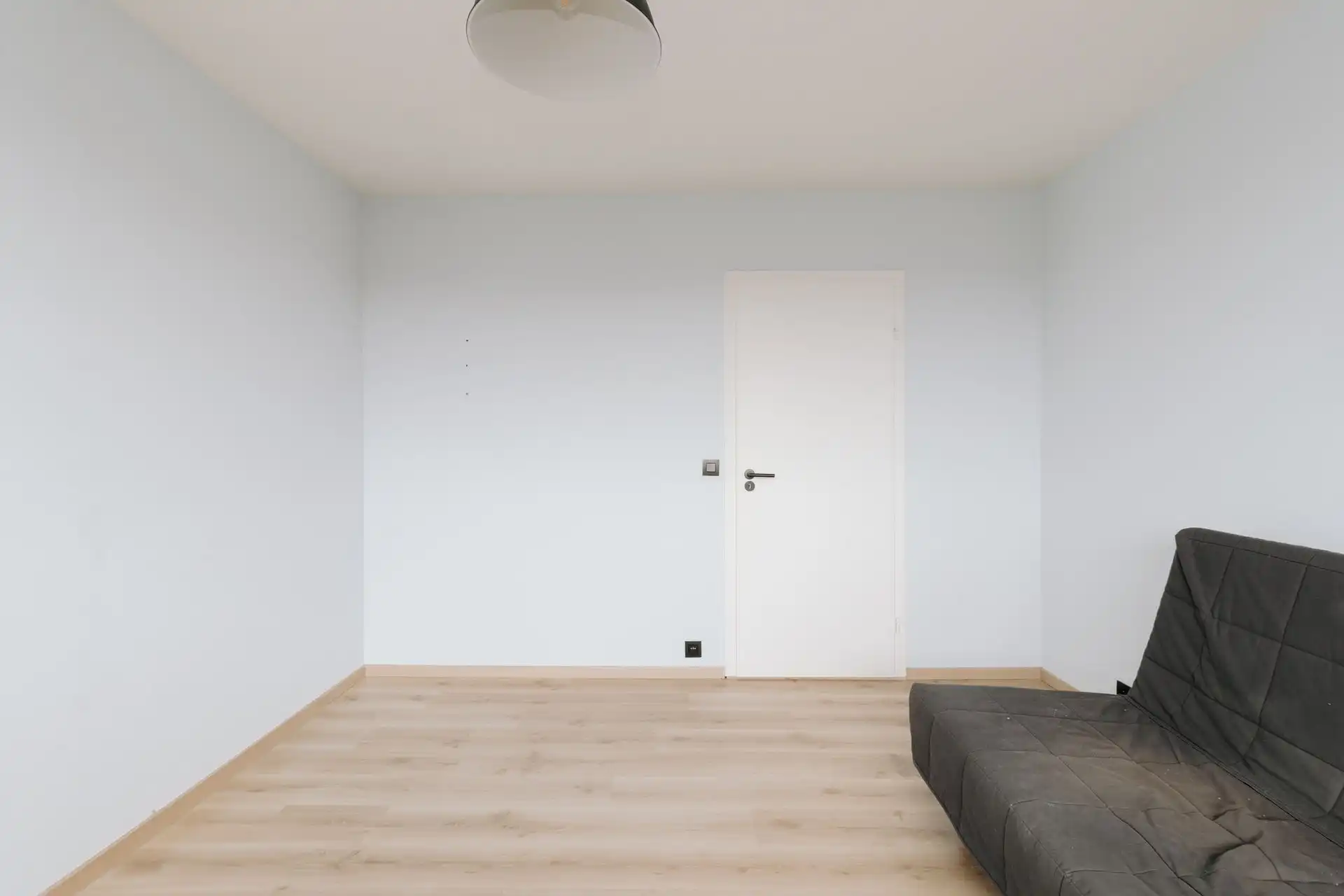 Licht en ruim appartement met prachtig uitzicht foto 13