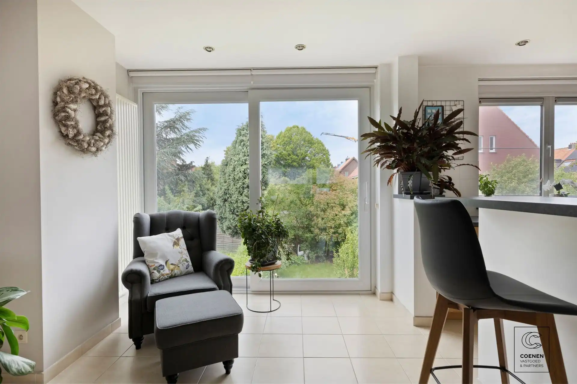 Instapklare bel-étage van 180 m² met 3 slpk's te Ekeren! foto 6