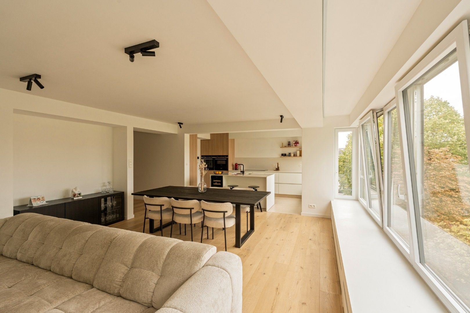 instapklaar luxe 3-slaapkamerappartement met groen uitzicht en autostaanplaats foto 13