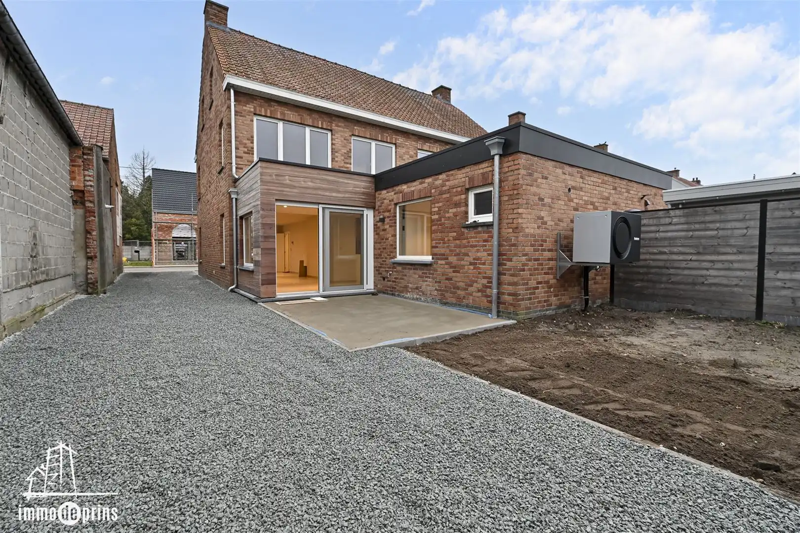 Halfopen bebouwing foto 16