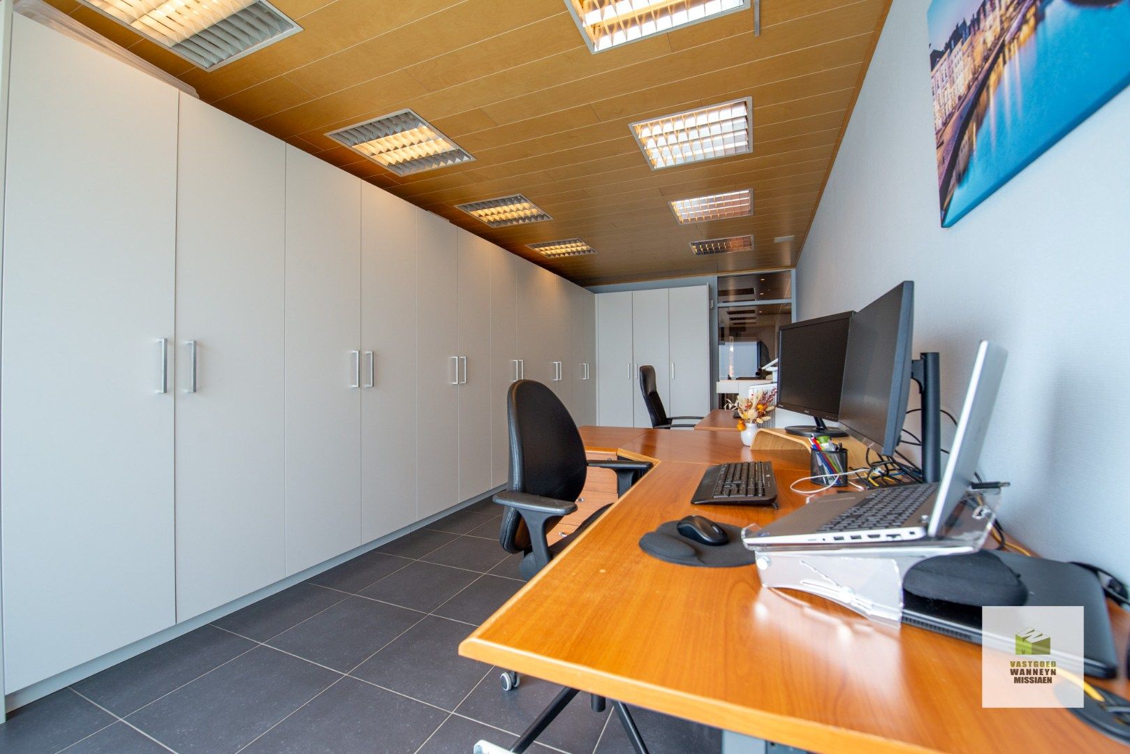 Ruime gezinswoning met tuin, 3 slaapkamers en een grote garage  foto 5