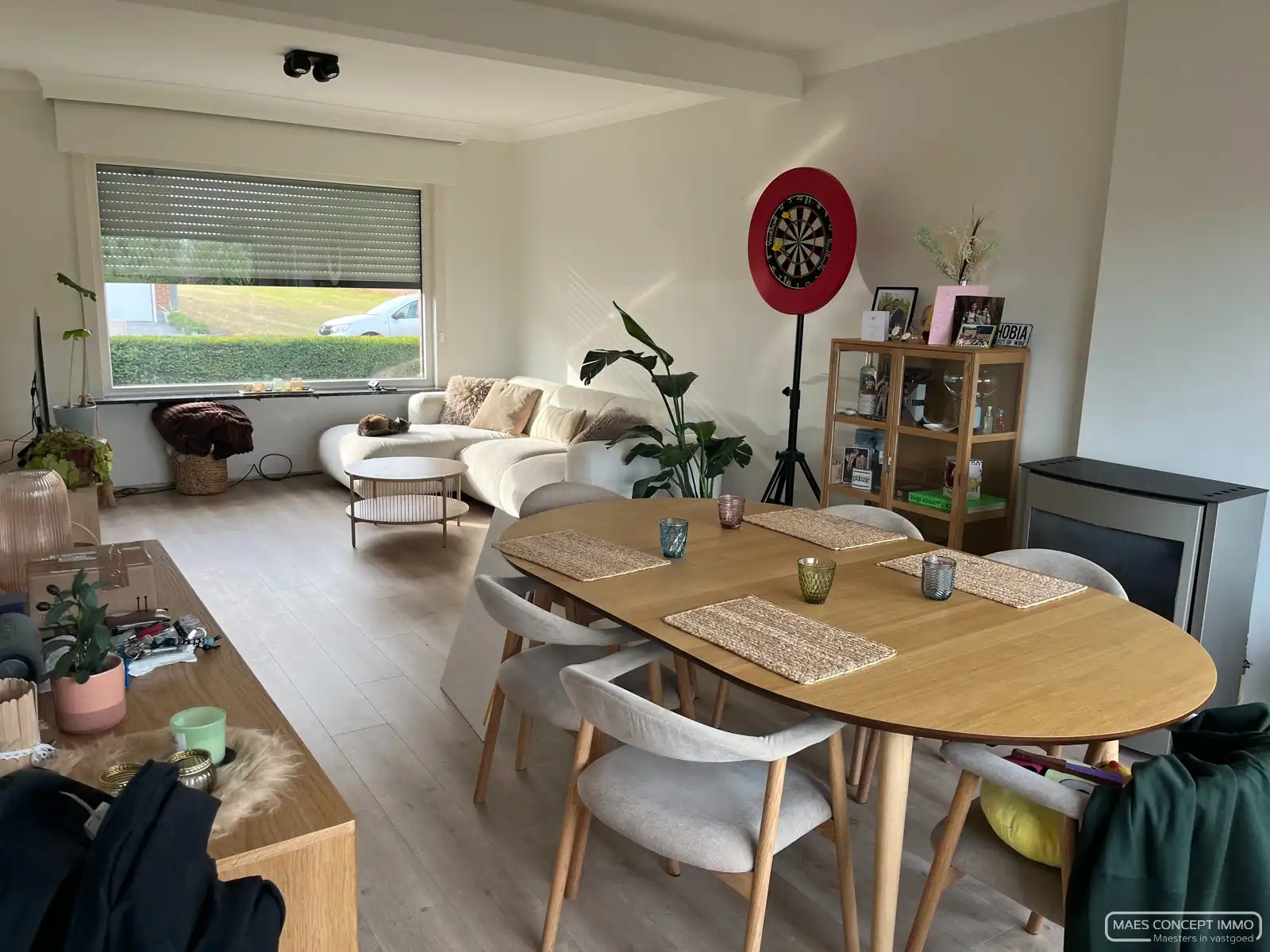 Vernieuwde woning te huur Deerlijk met grote tuin foto 4