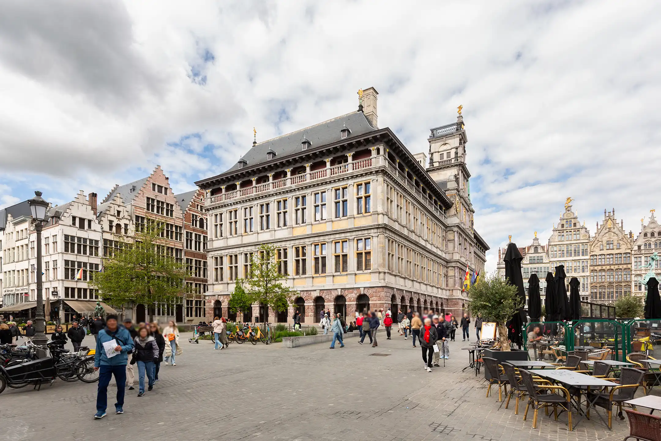 Wonen in hartje Antwerpen met 2 slaapkamers foto 11