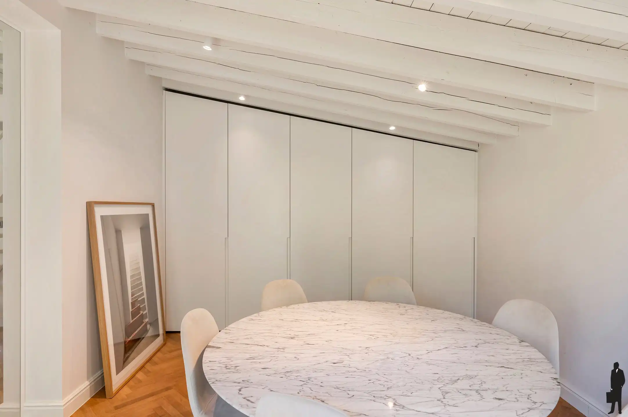 Prachtig instapklaar eclectisch landhuis op ca. 2.932m² te Hoogboom! foto 27