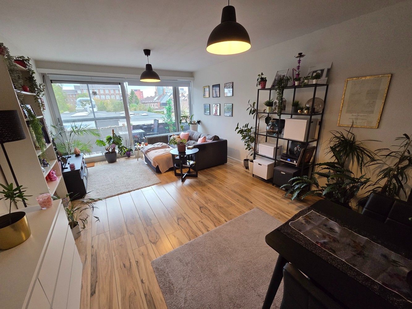 lichtrijk appartement met terras op toplocatie in Leuven! foto 2