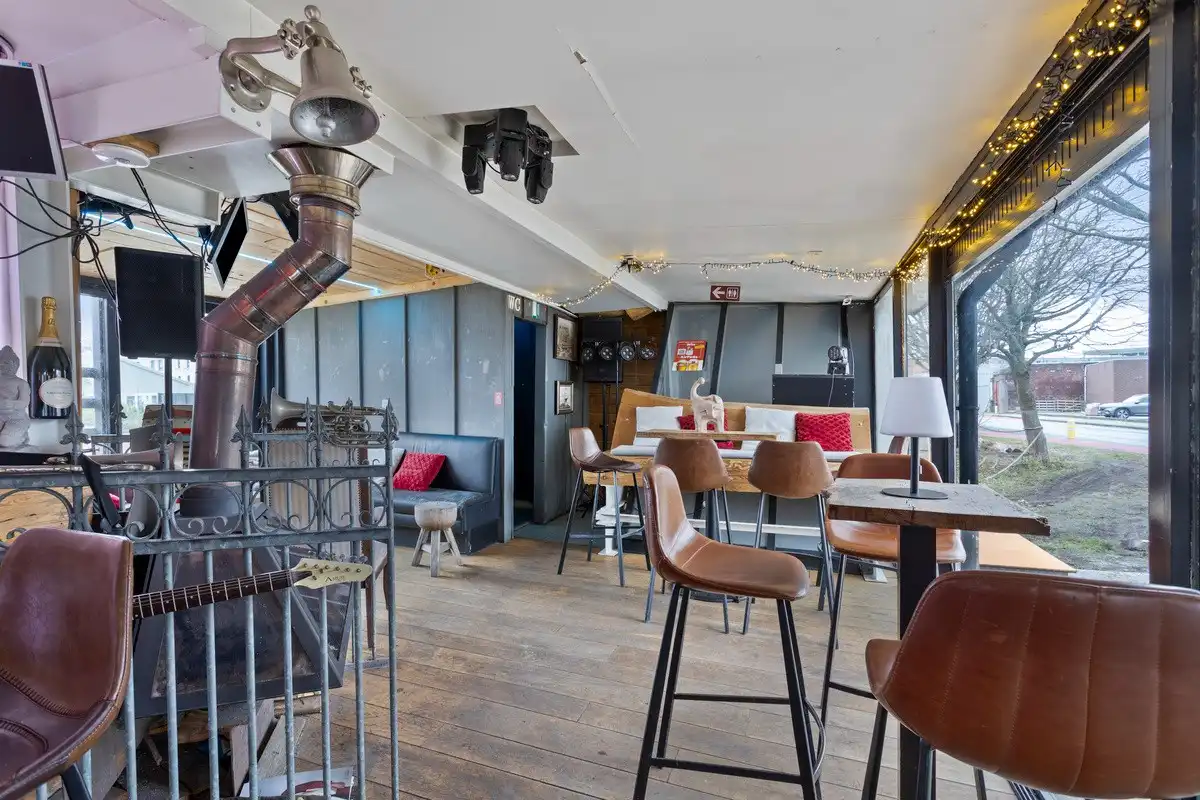 HORECABOOT met WOONST te AALST foto 13