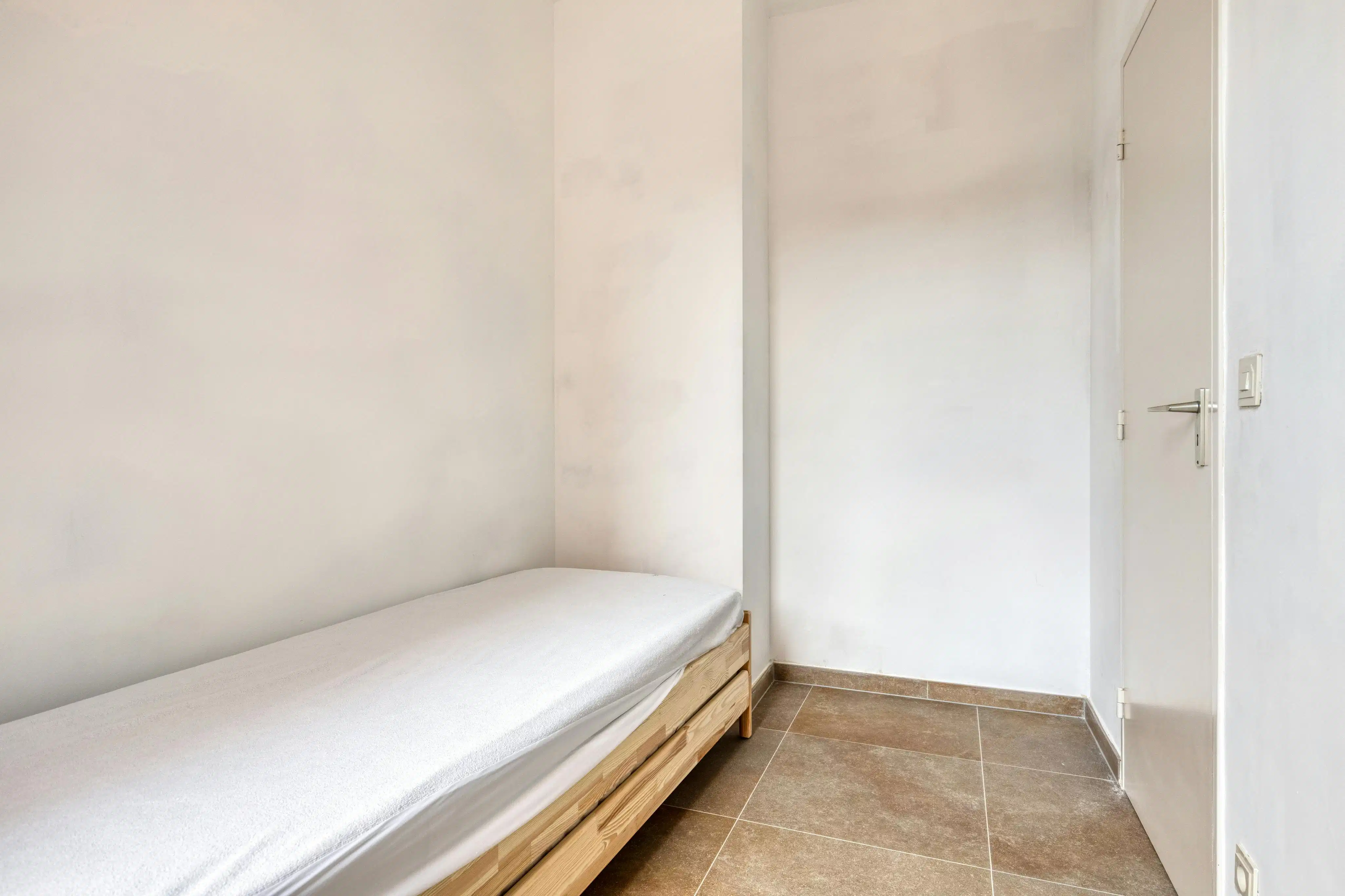 Twee slaapkamer appartement met Scheldezicht te koop in Antwerpen foto 15