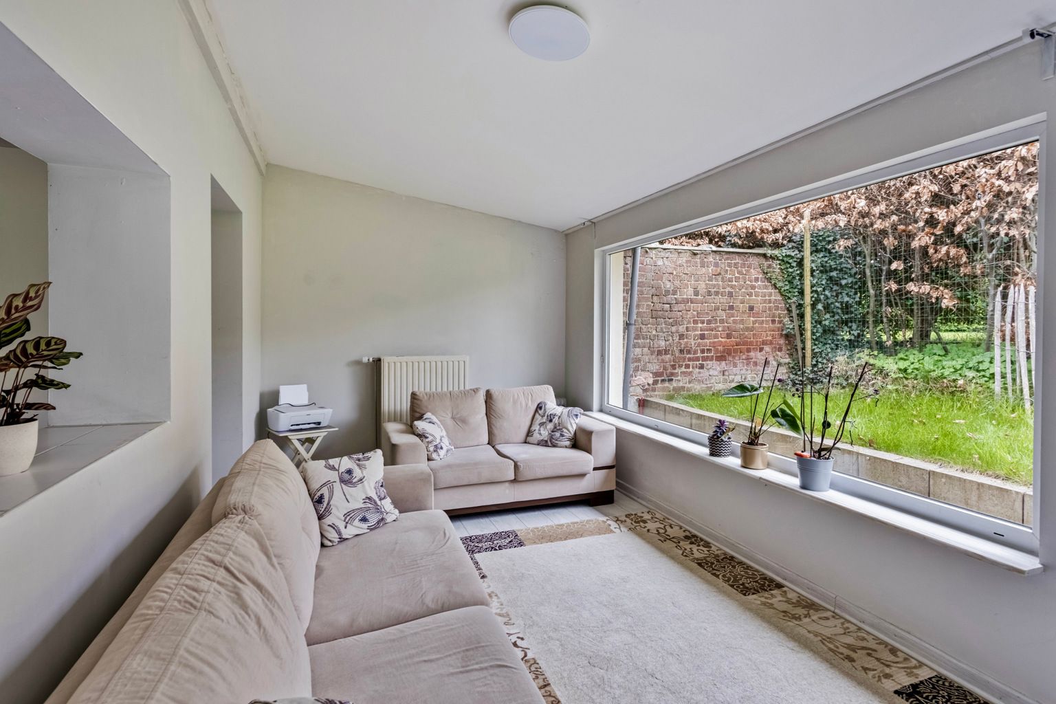 WONING MET TUIN IN HAASRODE foto {{pictureIndex}}