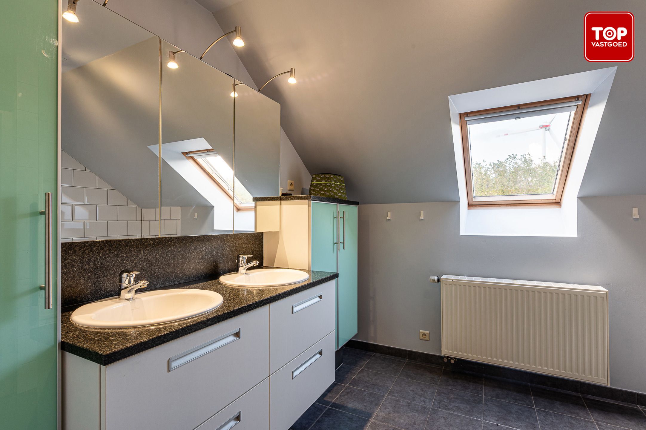 Instapklare woning in rustige straat met 3 slaapkamers, tuin en garage.  foto 19