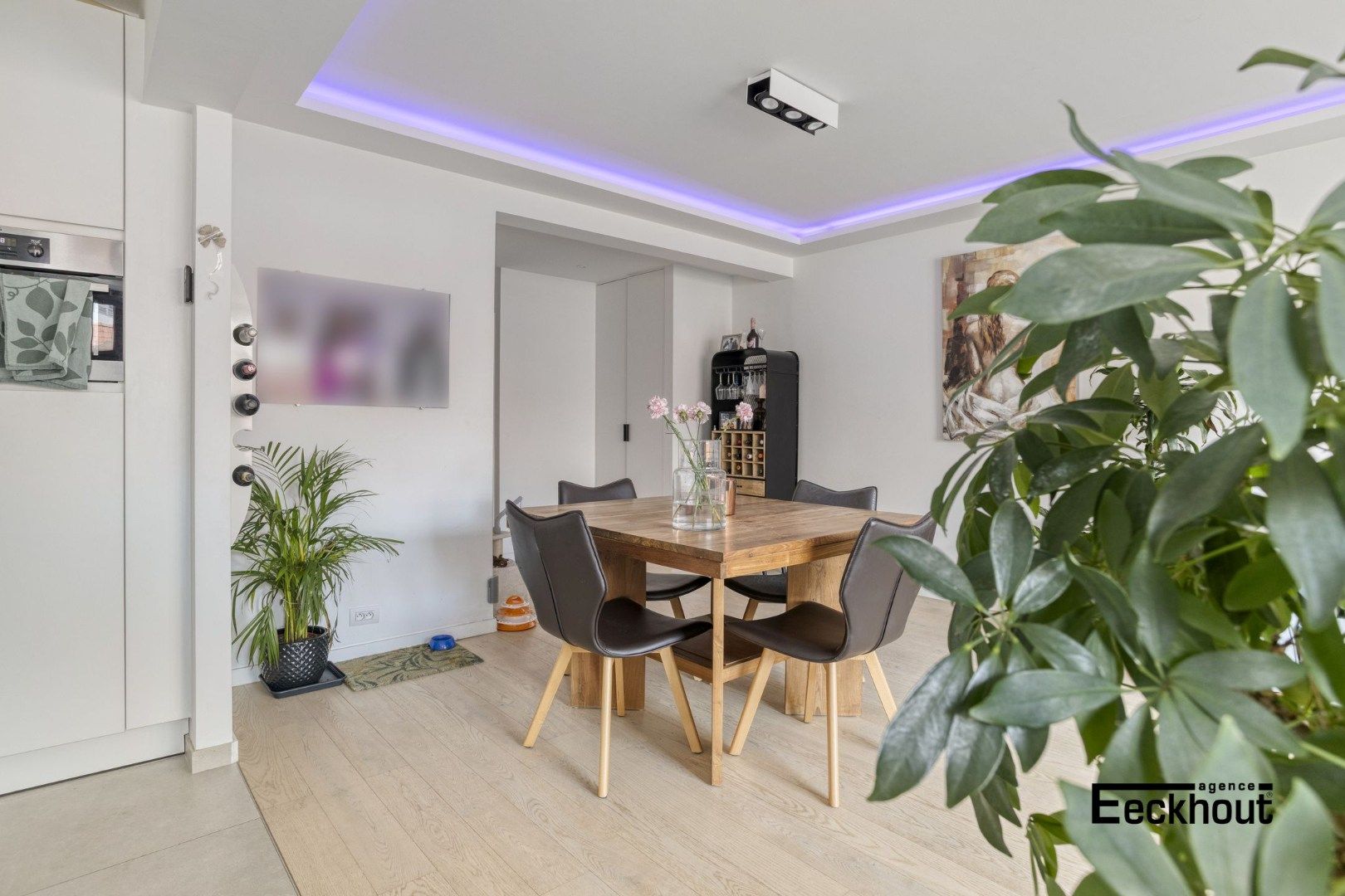 Tot in de puntjes gerenoveerd appartement op rustige locatie in het centrum van Oostende! foto 4