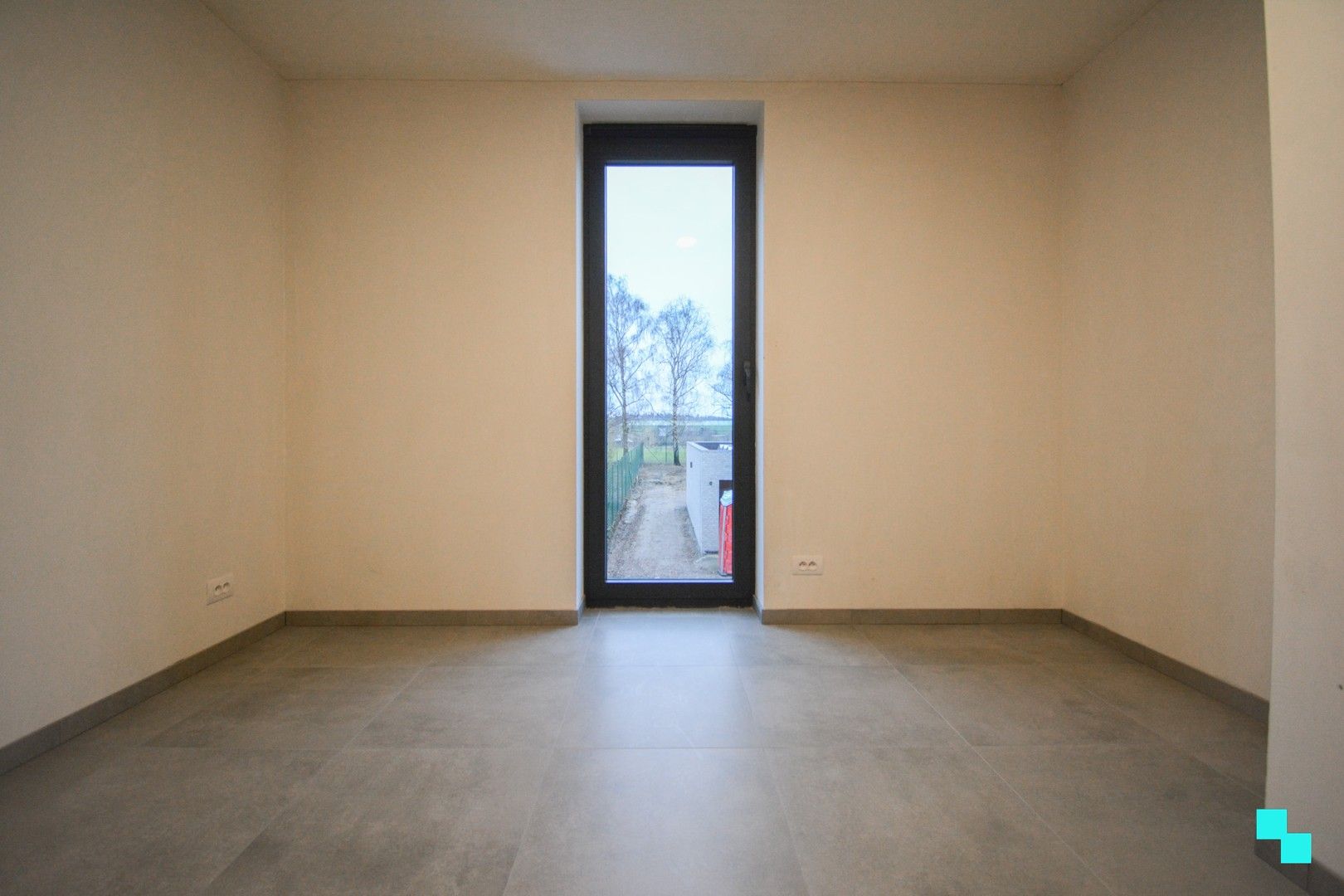 Nieuwbouwappartement via budgethuren te Houthulst foto 13