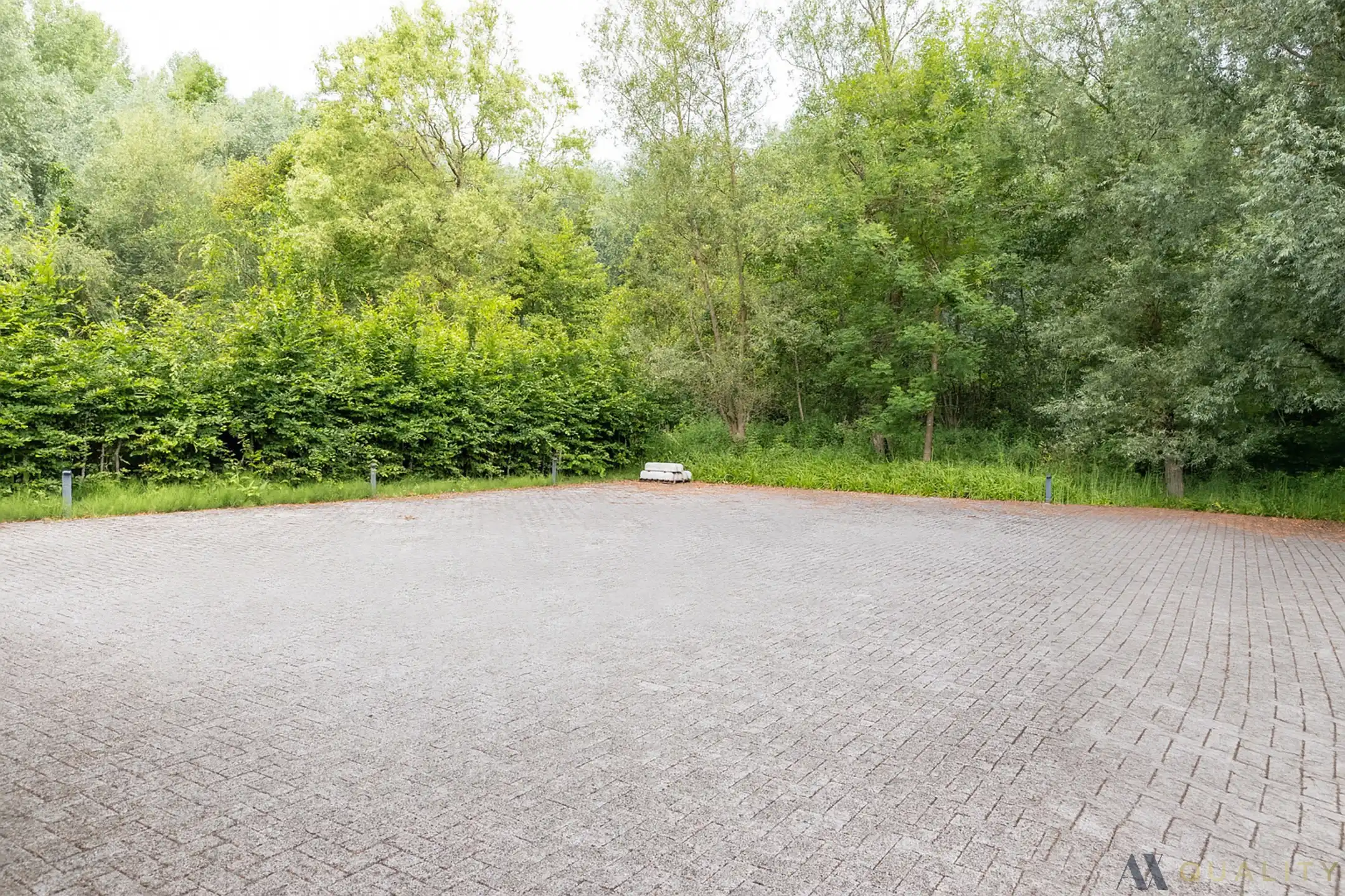 Instapklare kantoor- of praktijkruimte in het hart van Bornem foto 16