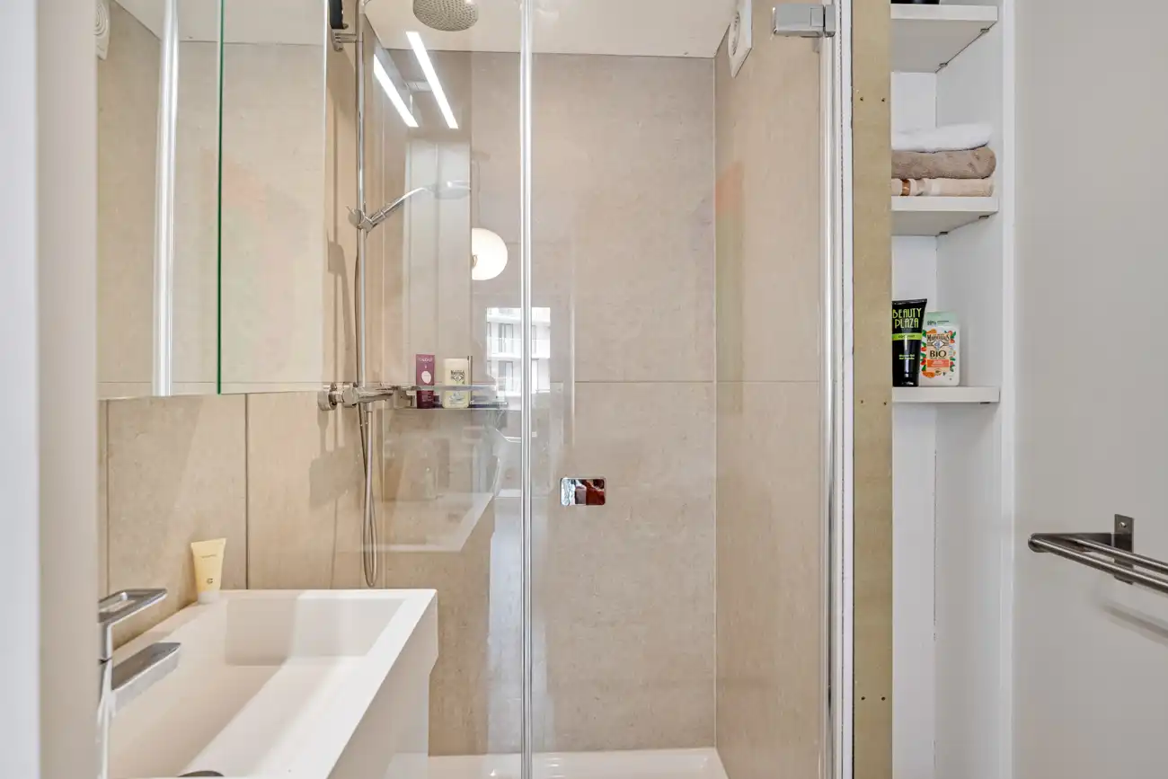 STIJVOL TWEEKAMER APPARTEMENT CENTRUM KNOKKE . foto 13