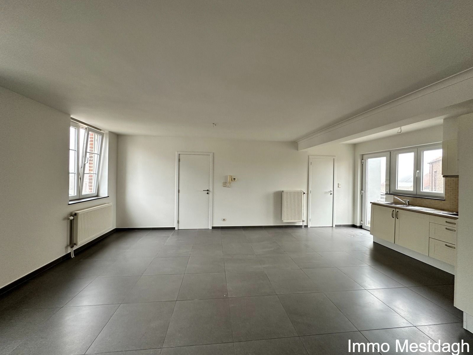 Opbrengsteigendom met 4 appartementen, 3 terrassen foto 22