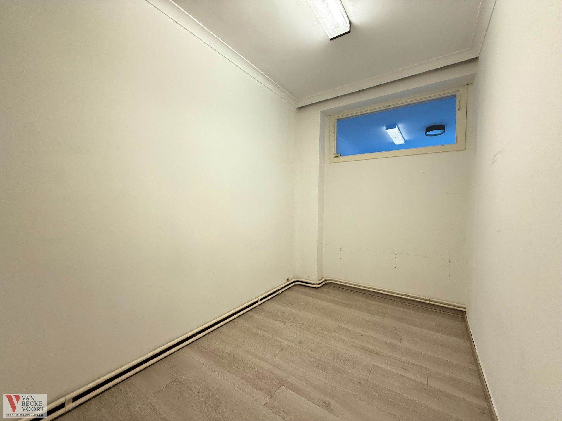 Ruim appartement met 2 slaapkamers foto 7