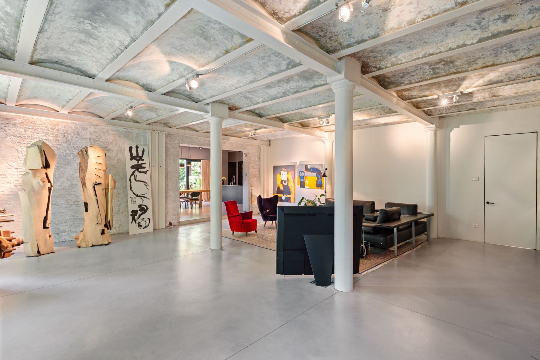  Exclusieve loft van 240 m² in Axel Vervoordt Kanaalproject. foto 8