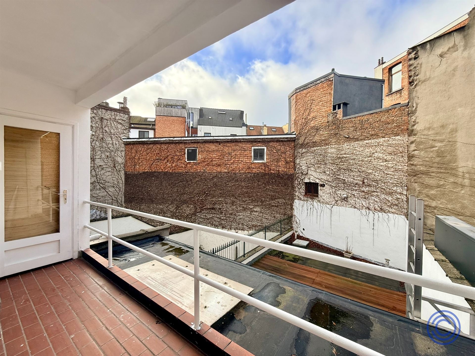 Lichtrijk 2 slpk-appartement op het Zuid! foto 8