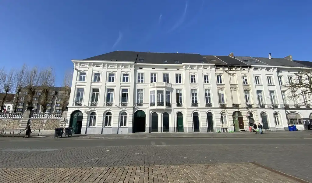 Handelsruimte te koop op Sint-Pietersplein in Gent foto 12