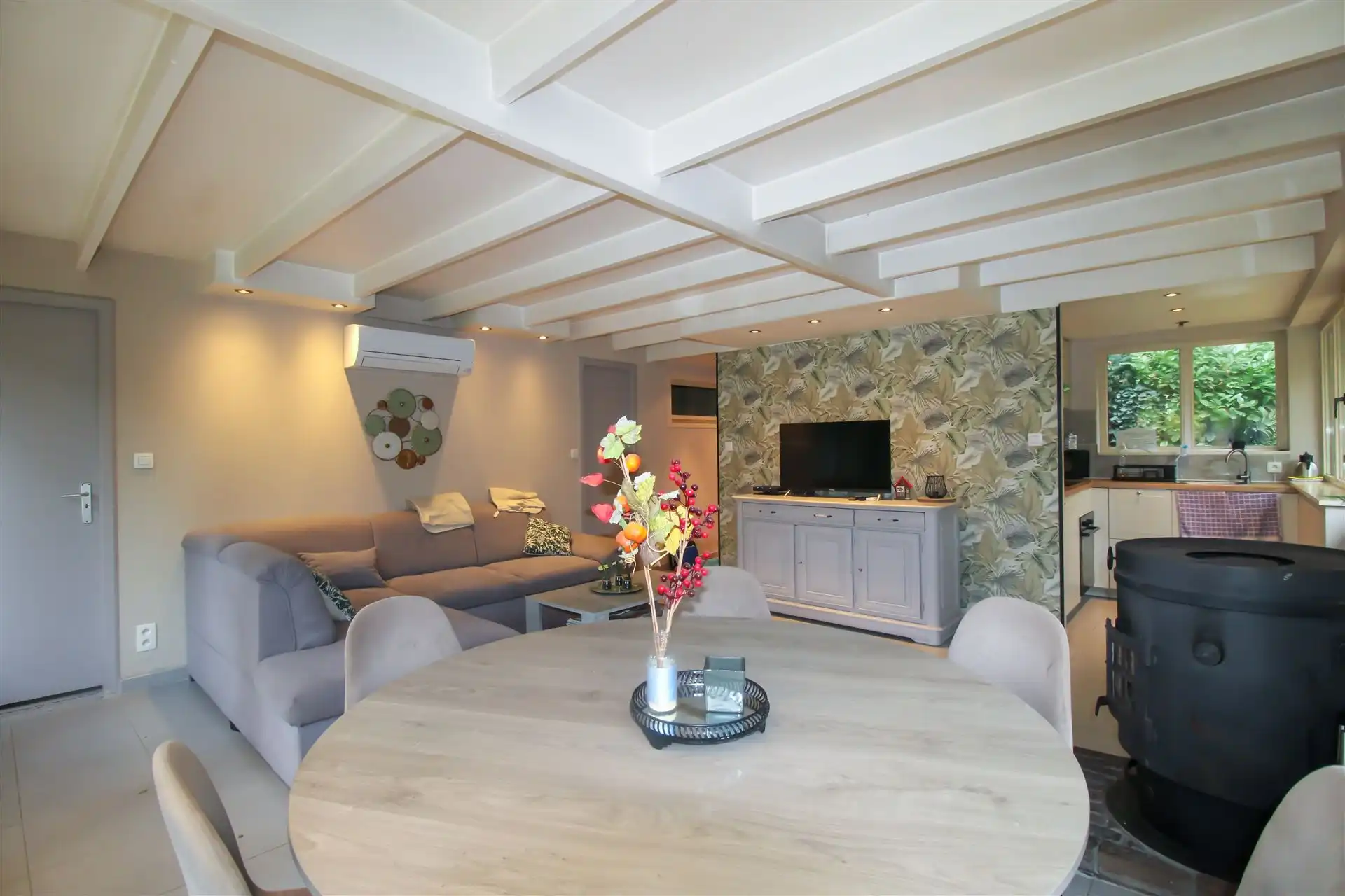 Vakantiewoning met 2 slaapkamer en inboedel op vakantiedomein Sonnevijver te Rekem! foto 3