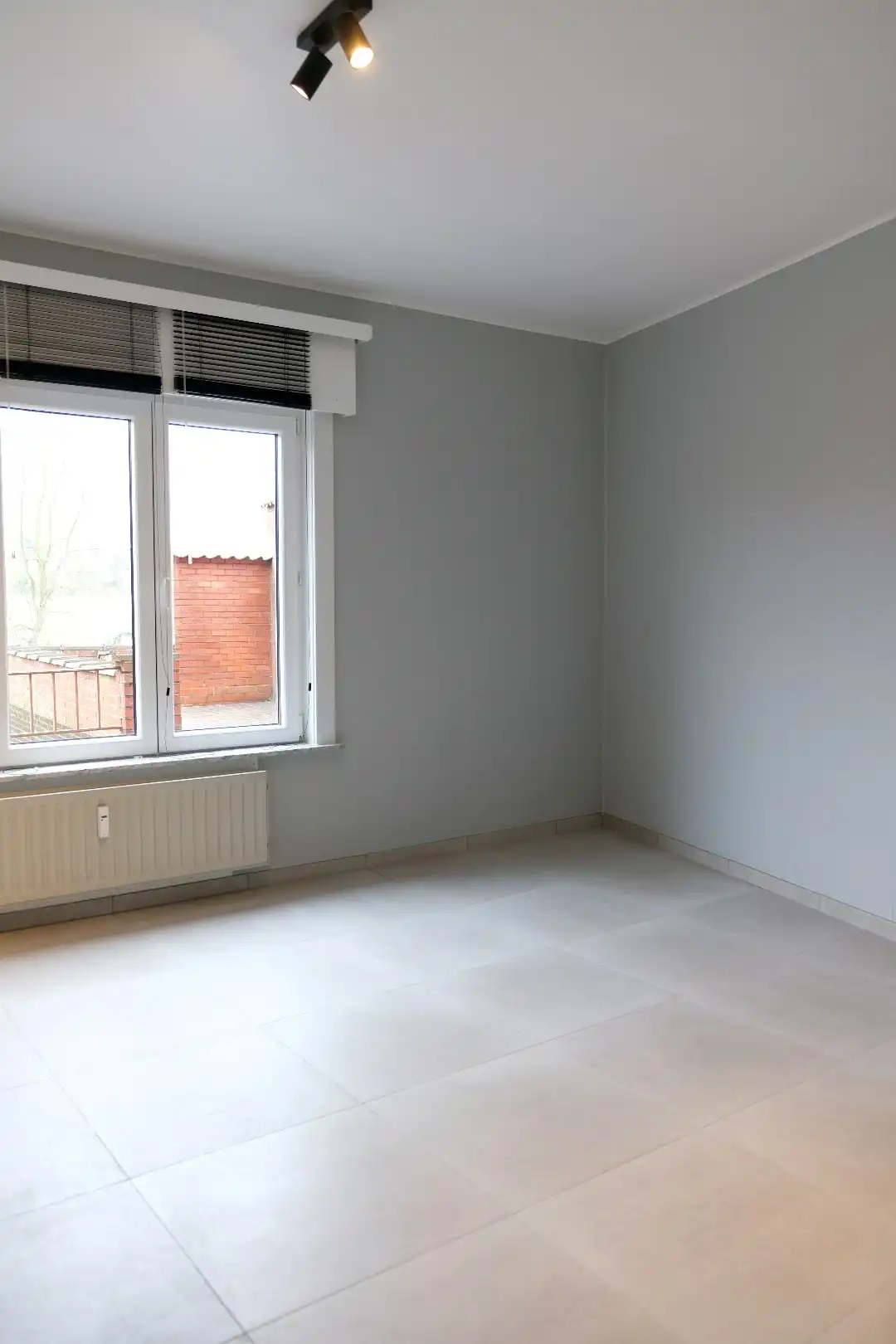 Gerenoveerd appartement met 2 slaapkamers, terras en tuin centrum Brakel foto 12