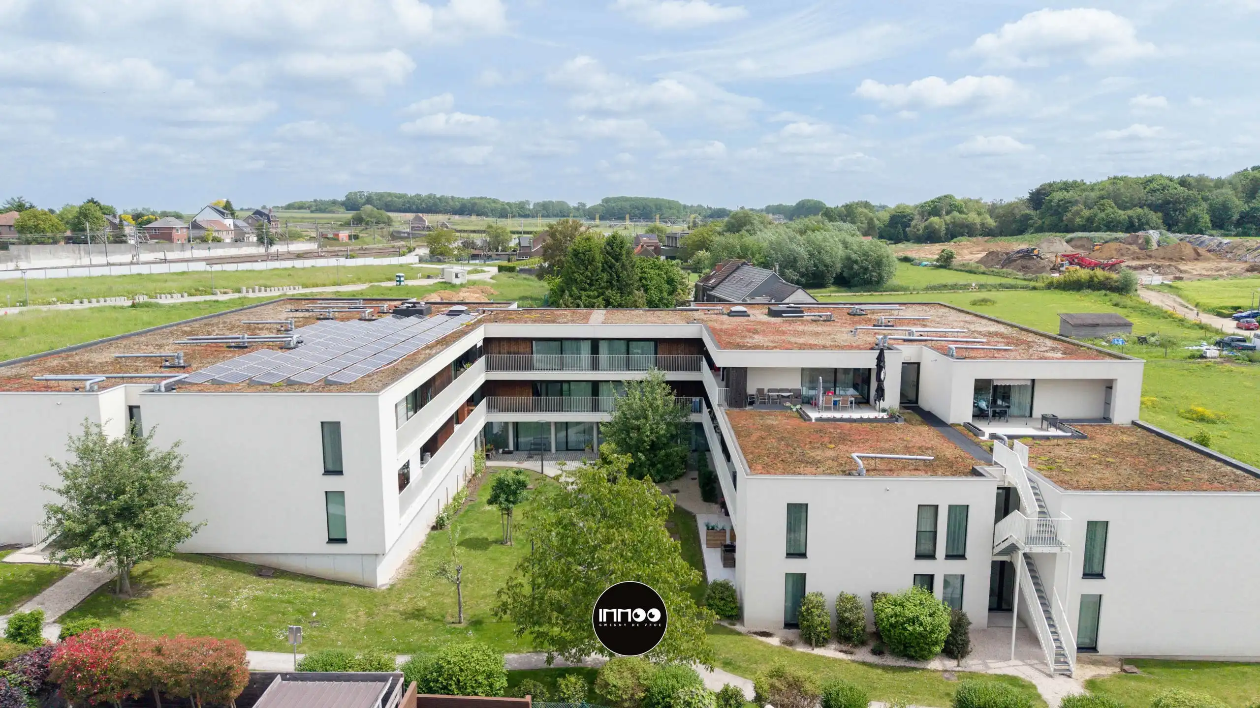 Serviceflat te koop foto {{pictureIndex}}