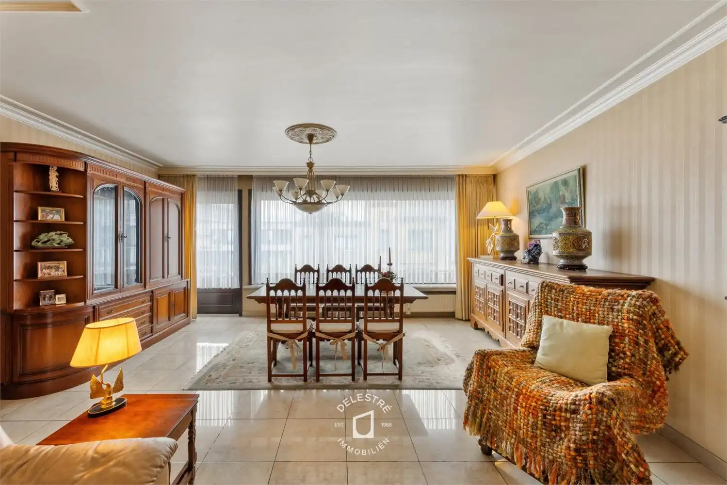 SOLIDE (HANDELS)WONING MET GARAGE BRUSSELBAAN foto 18