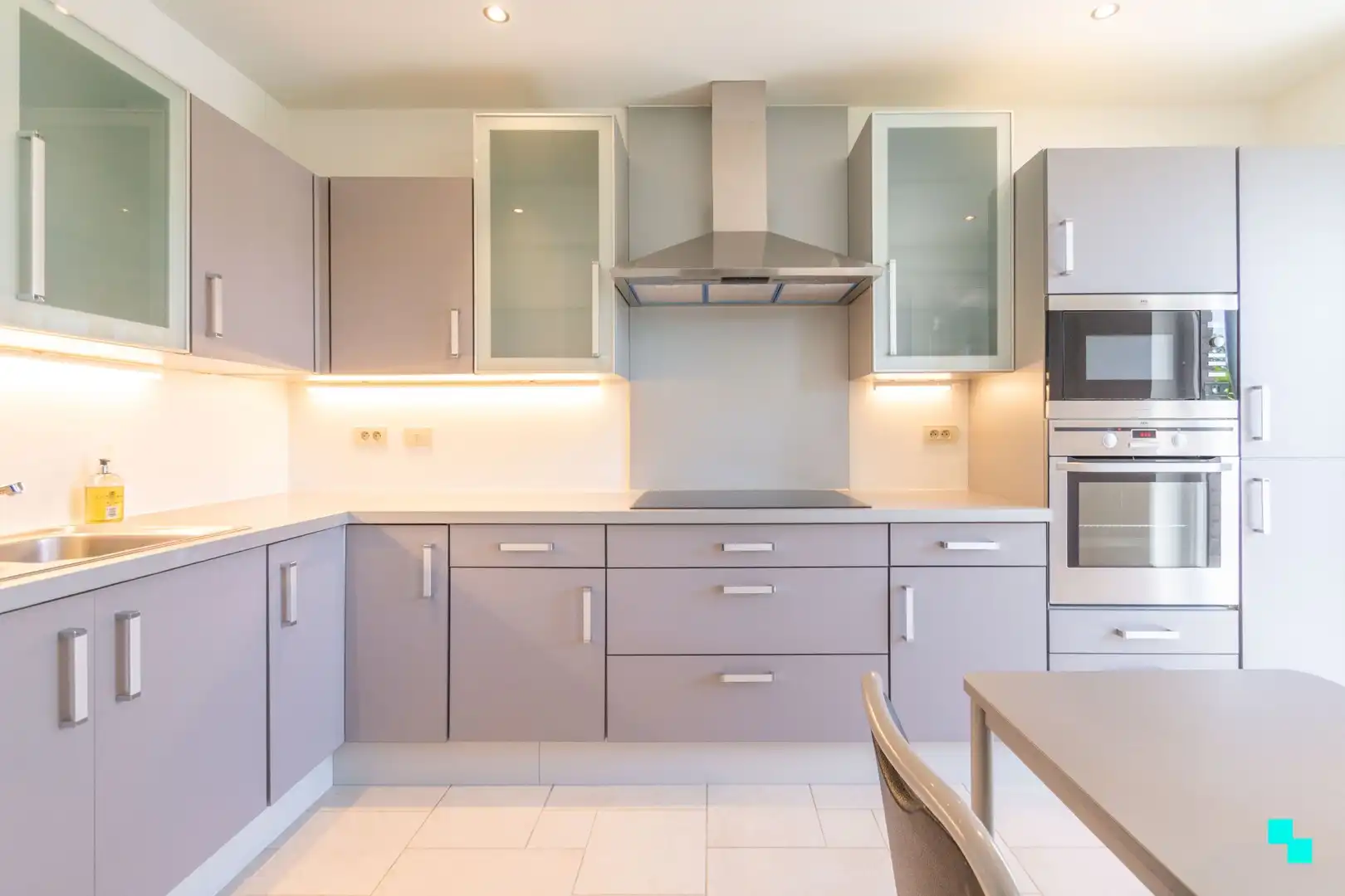 Ruim, gelijkvloers appartement in Merelbeke foto 4