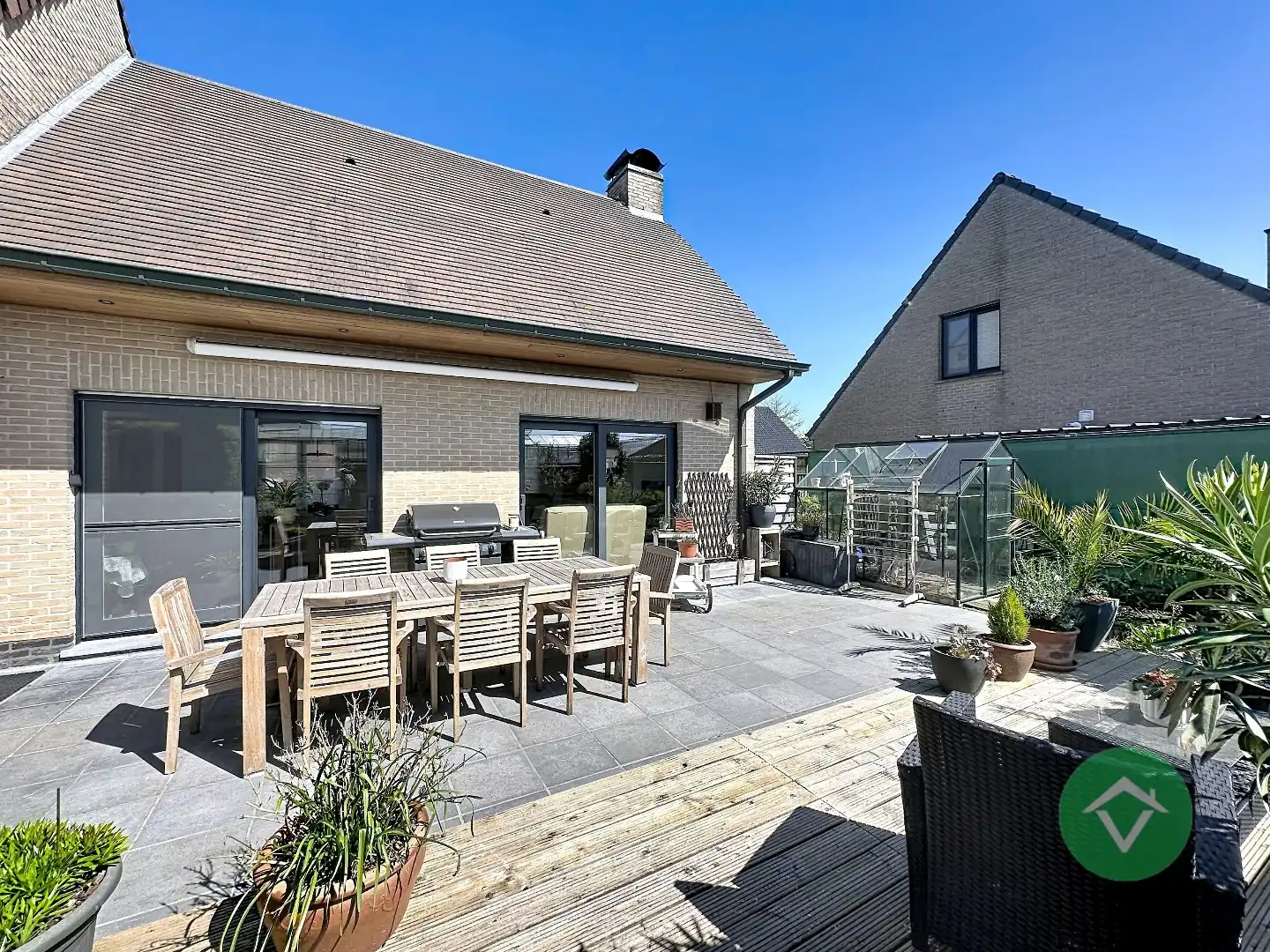 Ruime gezinswoning met dubbele garage in Koekelare foto 30