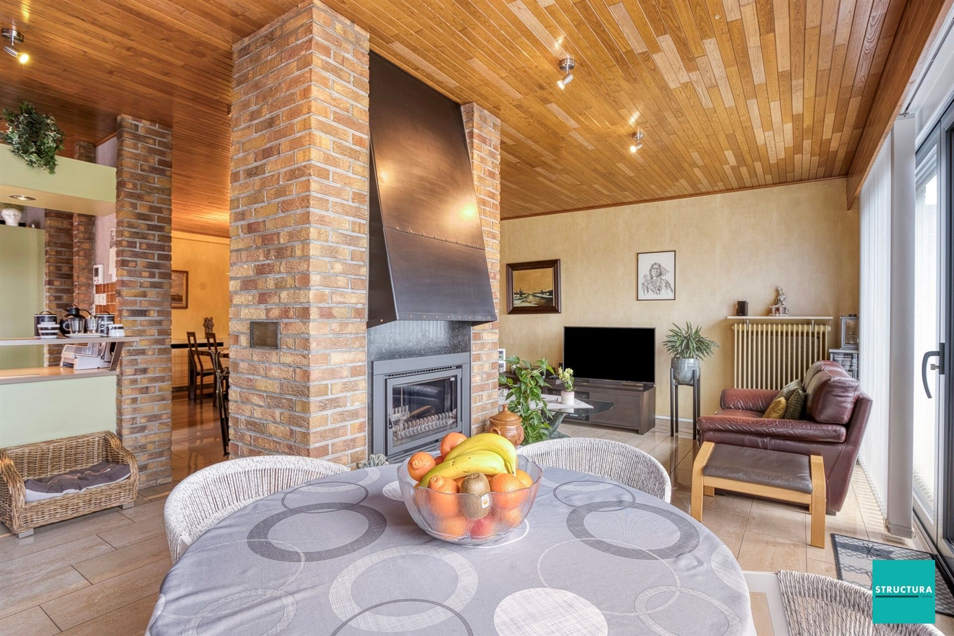 Rustiggelegen, zeer welonderhouden woning met gunstige EPC-score B! foto 9