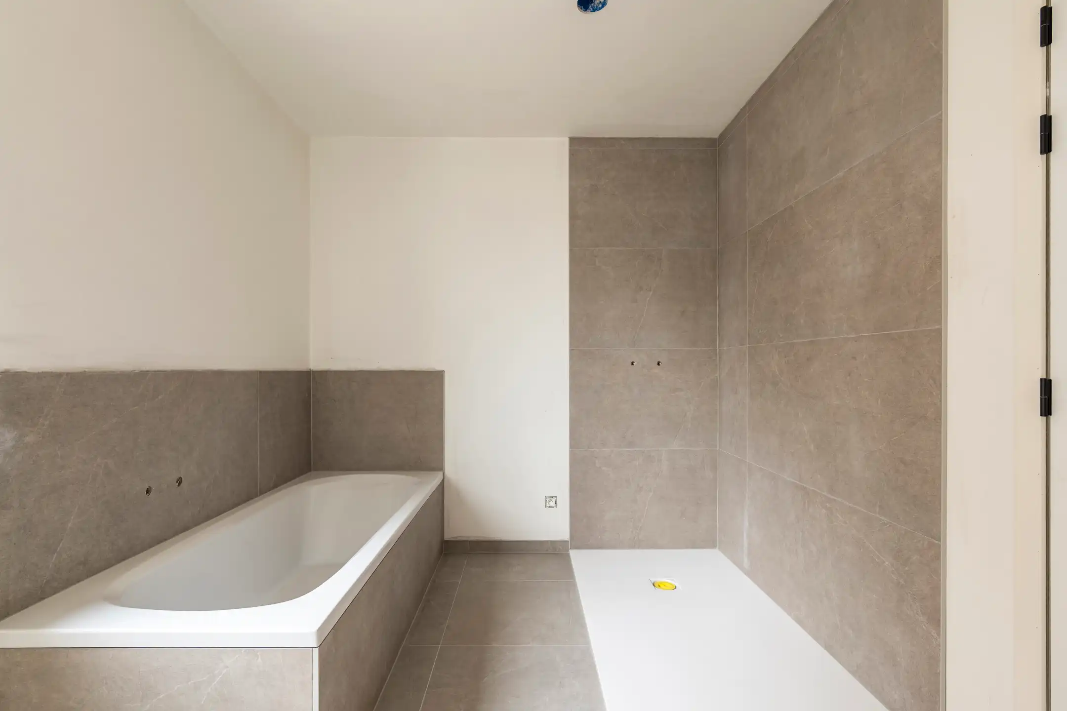 Luxe nieuwbouwwoning met 5 slaapkamers in Oostmalle foto 16