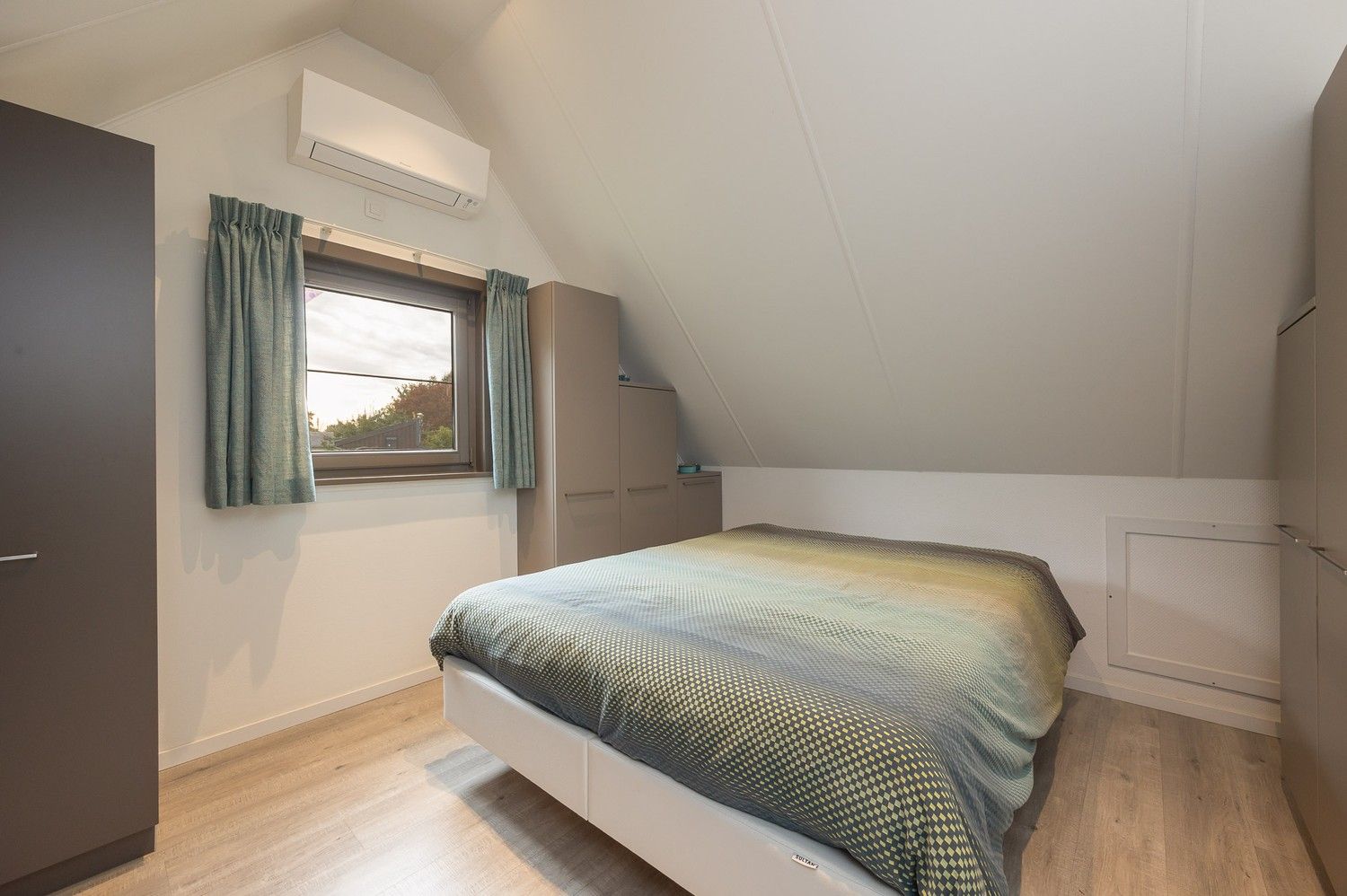 Mooie woning in de groene wijk "De Vijvers/Rommersheide" foto 11