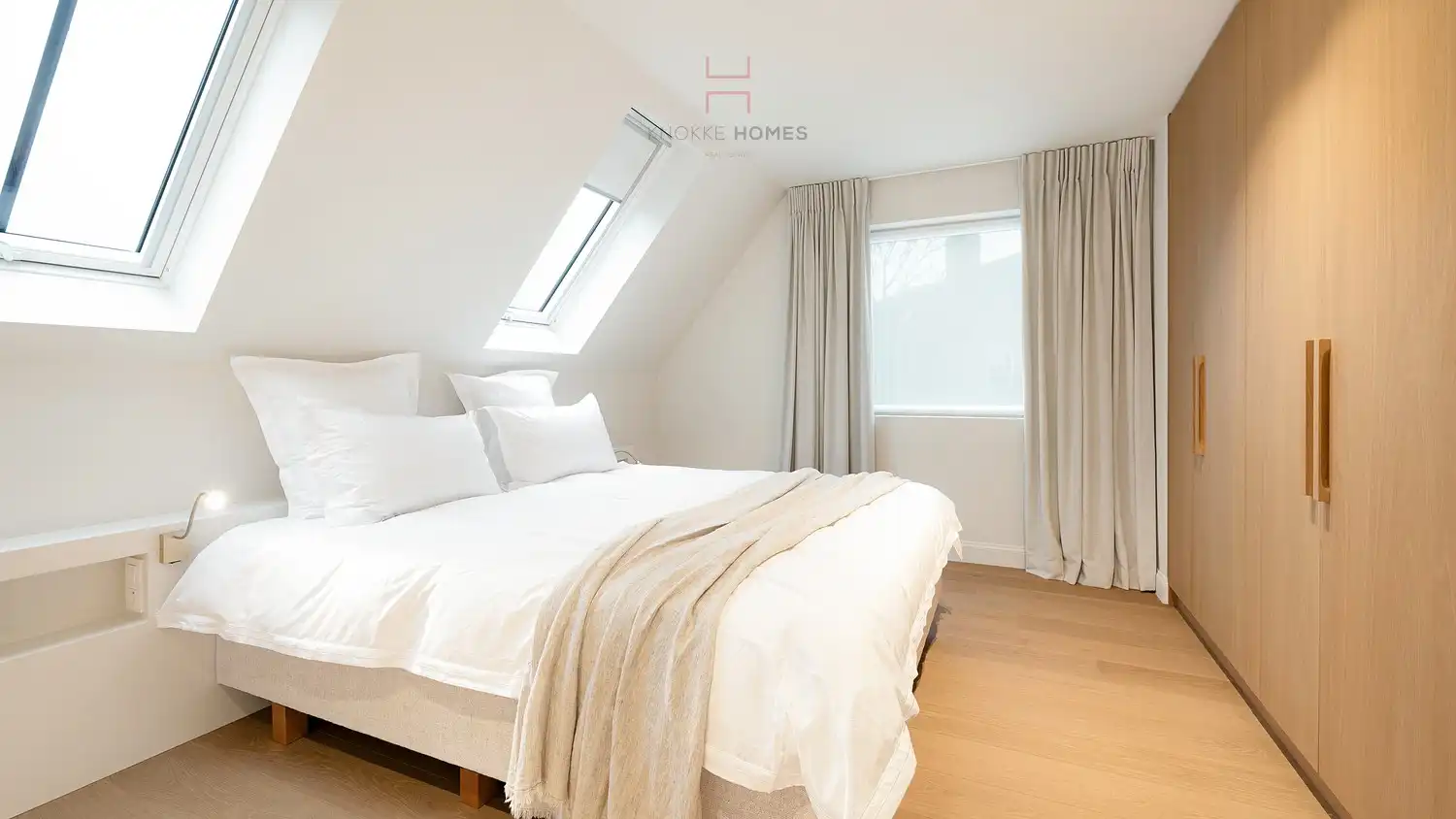 Subliem en smaakvol gerenoveerde villa op ca. 931 m2 terrein, gelegen in een rustige vilawijk nabij het centrum van Knokke. foto 11