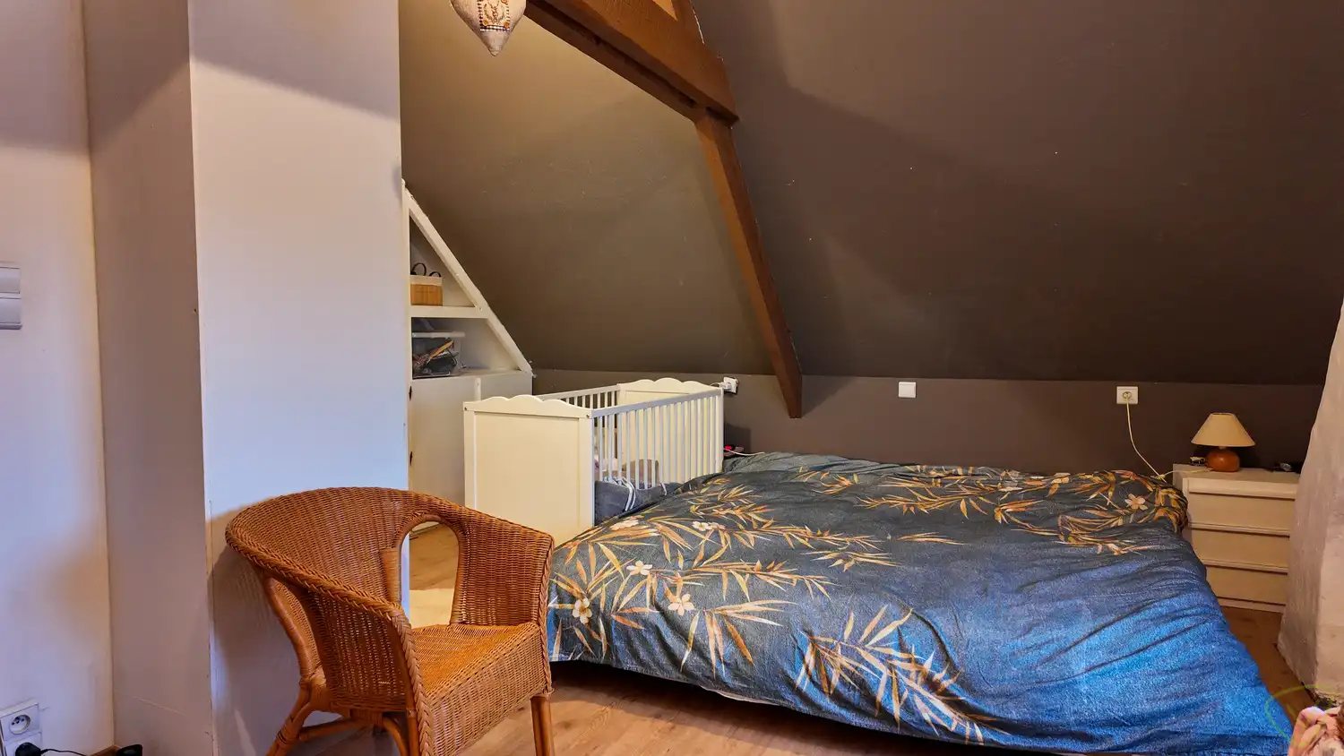 Volledig gerenoveerde woning met carport en tuin in Zelzate! foto 19