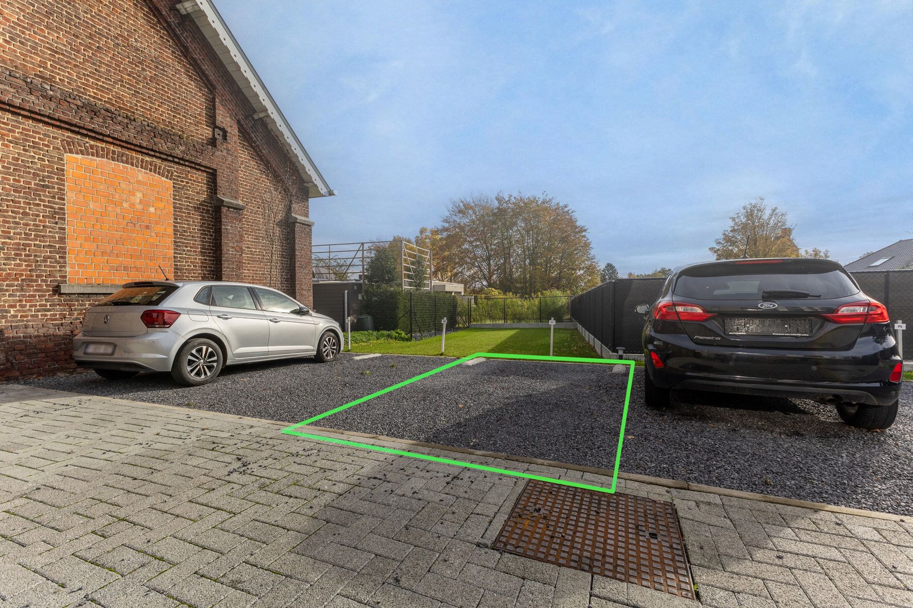 Zeer recent appartement met 1à2 slaapkamers en staanplaats foto 5