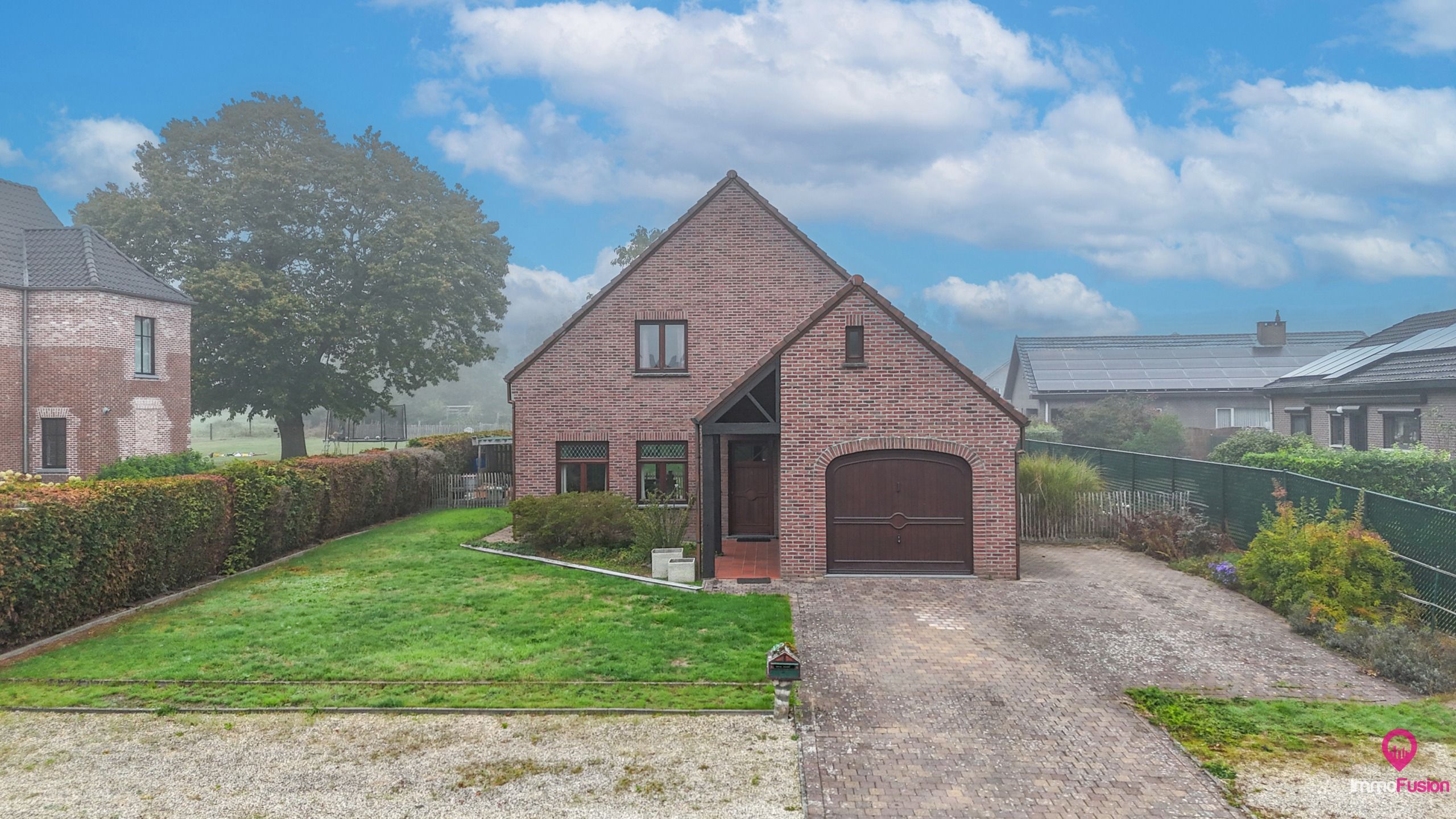 Hoofdfoto van de publicatie: Vrijstaande instapklare woning met 3 slpkms in Houthalen 