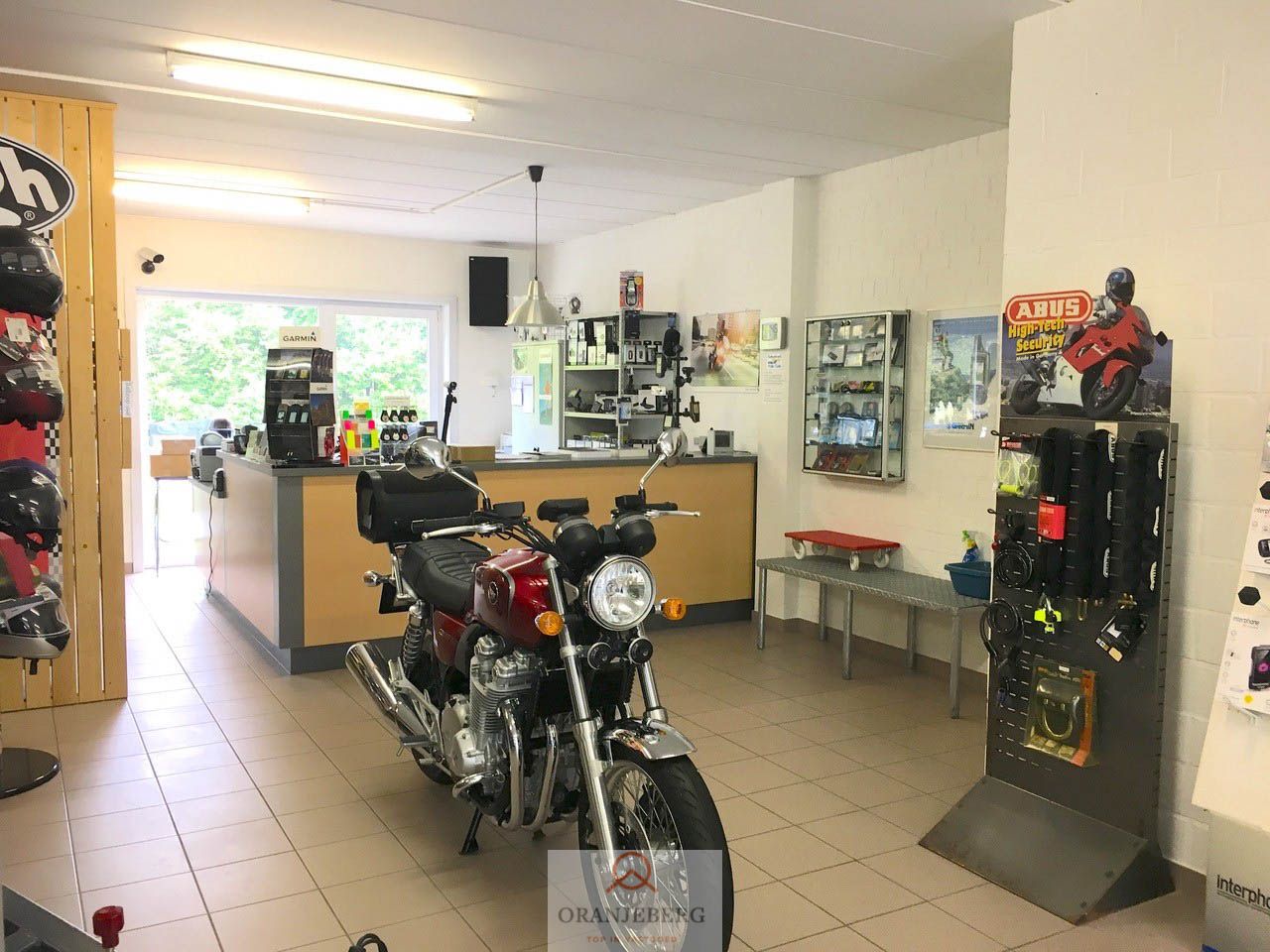 Handels ruimte/kantoor (128 m²) + magazijn te huur Mariakerke foto 4