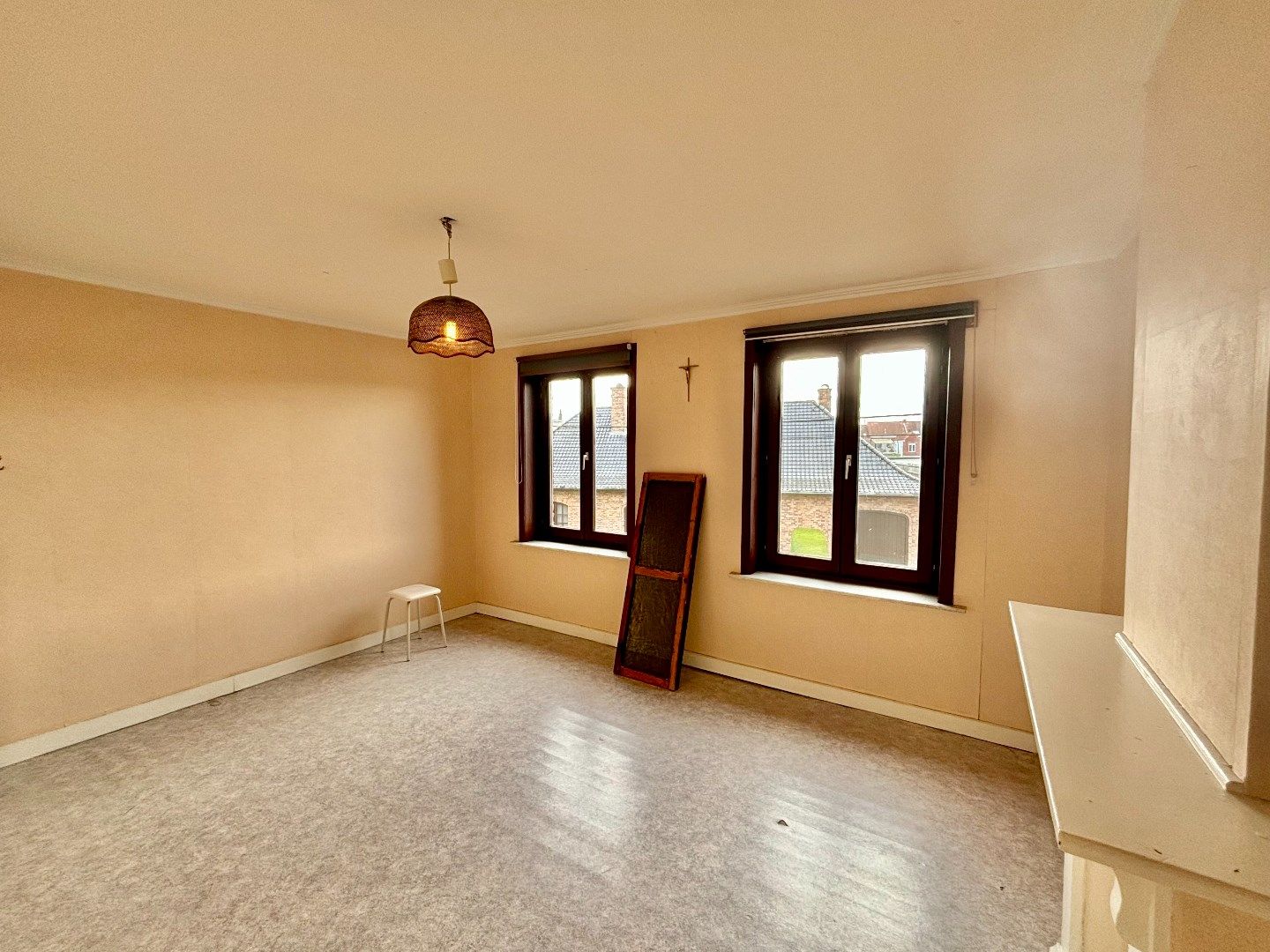 Centrum Ieper, te renoveren alleenstaande woning. Opp: 311m². foto 16