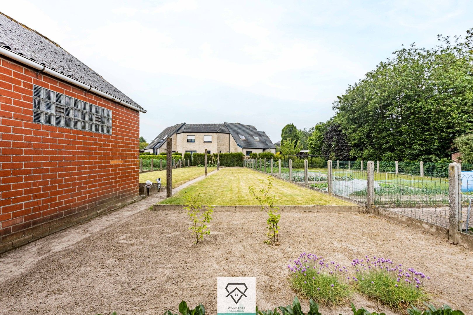 Vrijstaande woning op perceel van 1021 m² met loods en ruime tuin foto 25