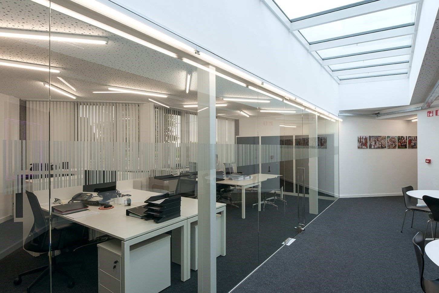 Instapklare kantoorruimte  (32 m²) met parking en alle faciliteiten inclusief, Torhout. foto 12