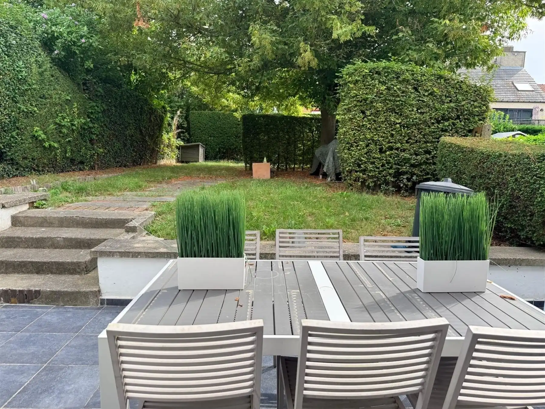 INSTAPKLARE WONING MET GEZELLIGE TUIN foto 14