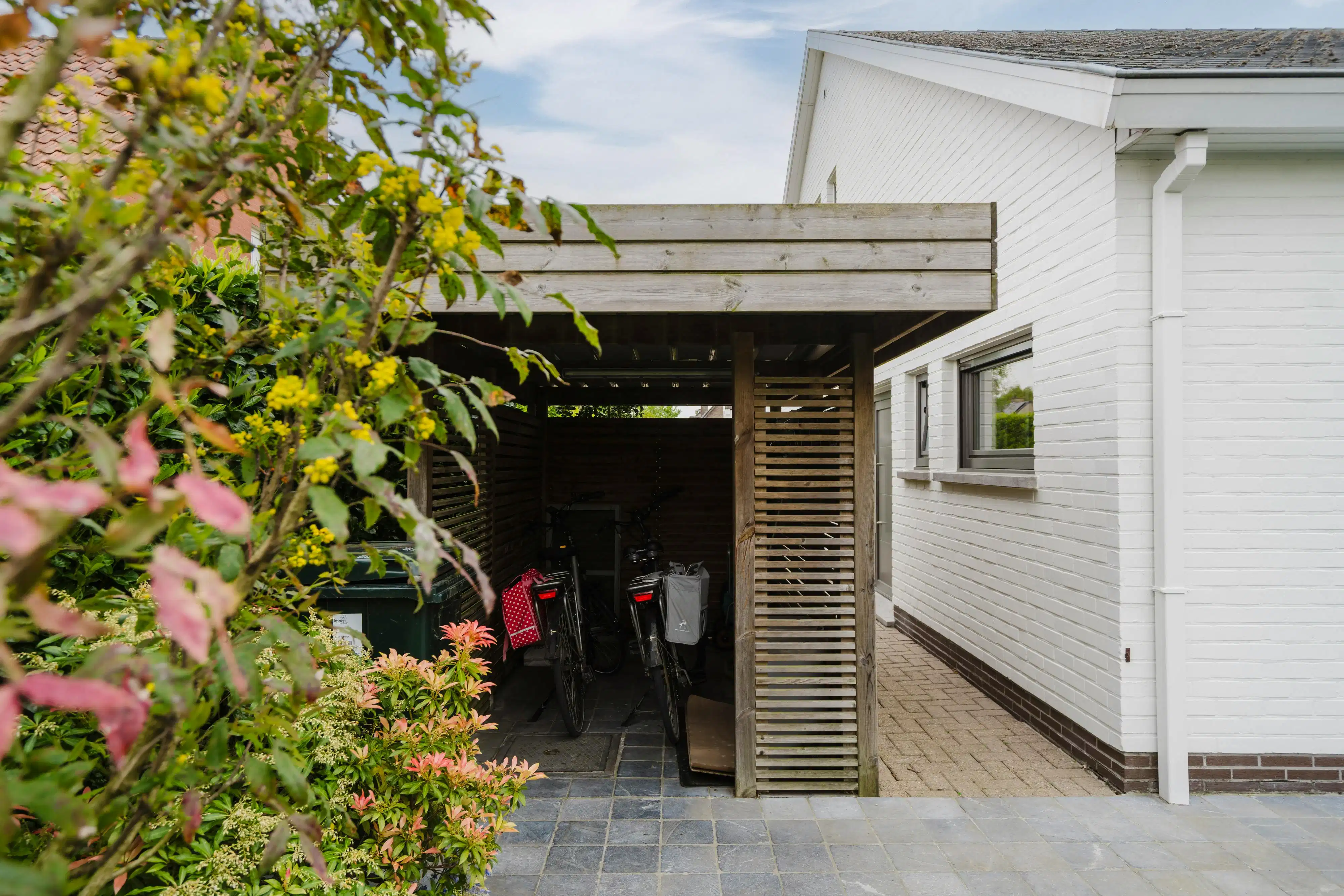 Instapklare vrijstaande woning te koop in Heule! foto 18