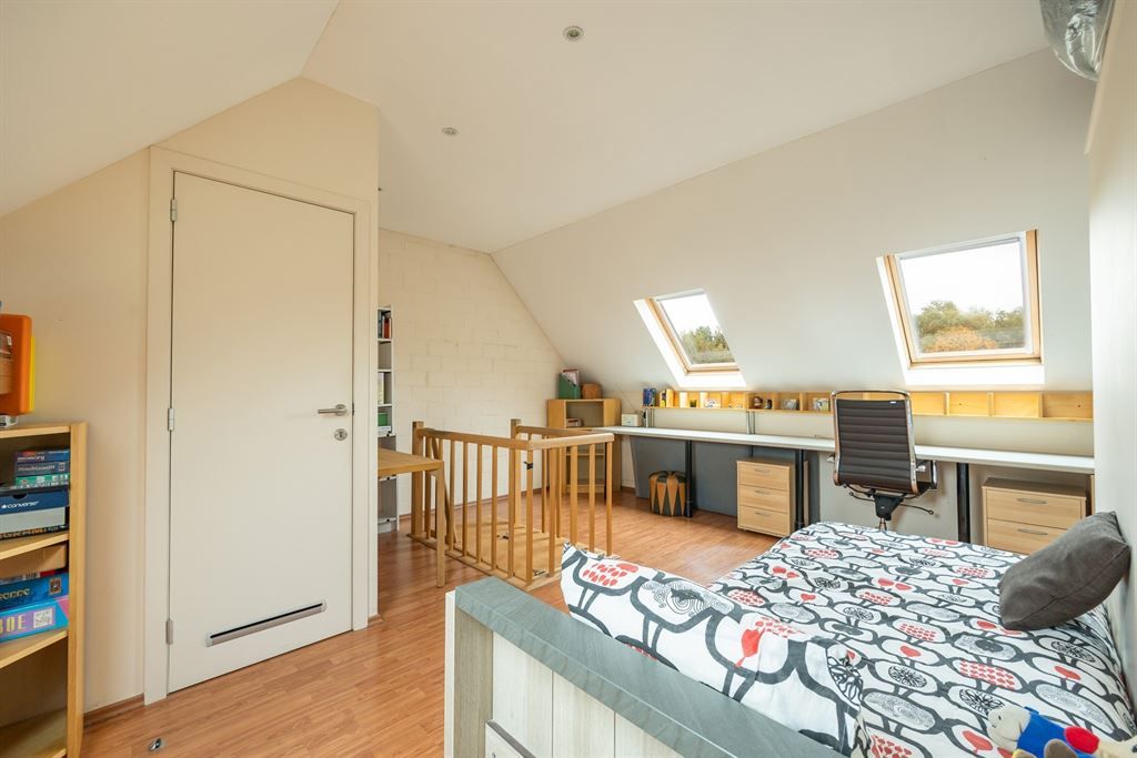 Energiezuininge woning in groene wijk foto 22